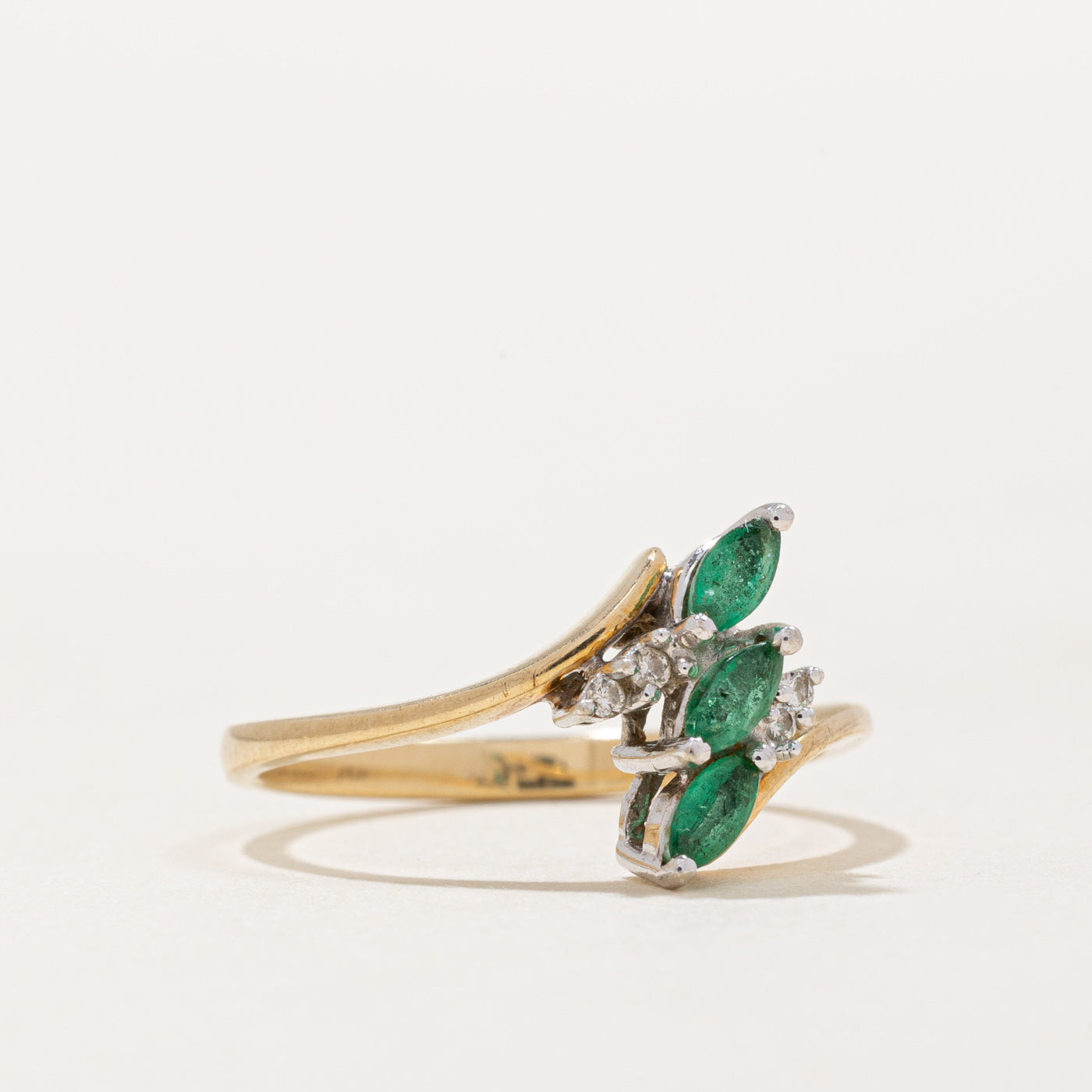 Emerald and Diamond Bypass Ring - 0.10ctw Emerald & 0.02ctw Diamond - Size 6.5 - Elegant Wedding Band, Anniversary Gift for Her, Perfect for Engagements and Special Occasions