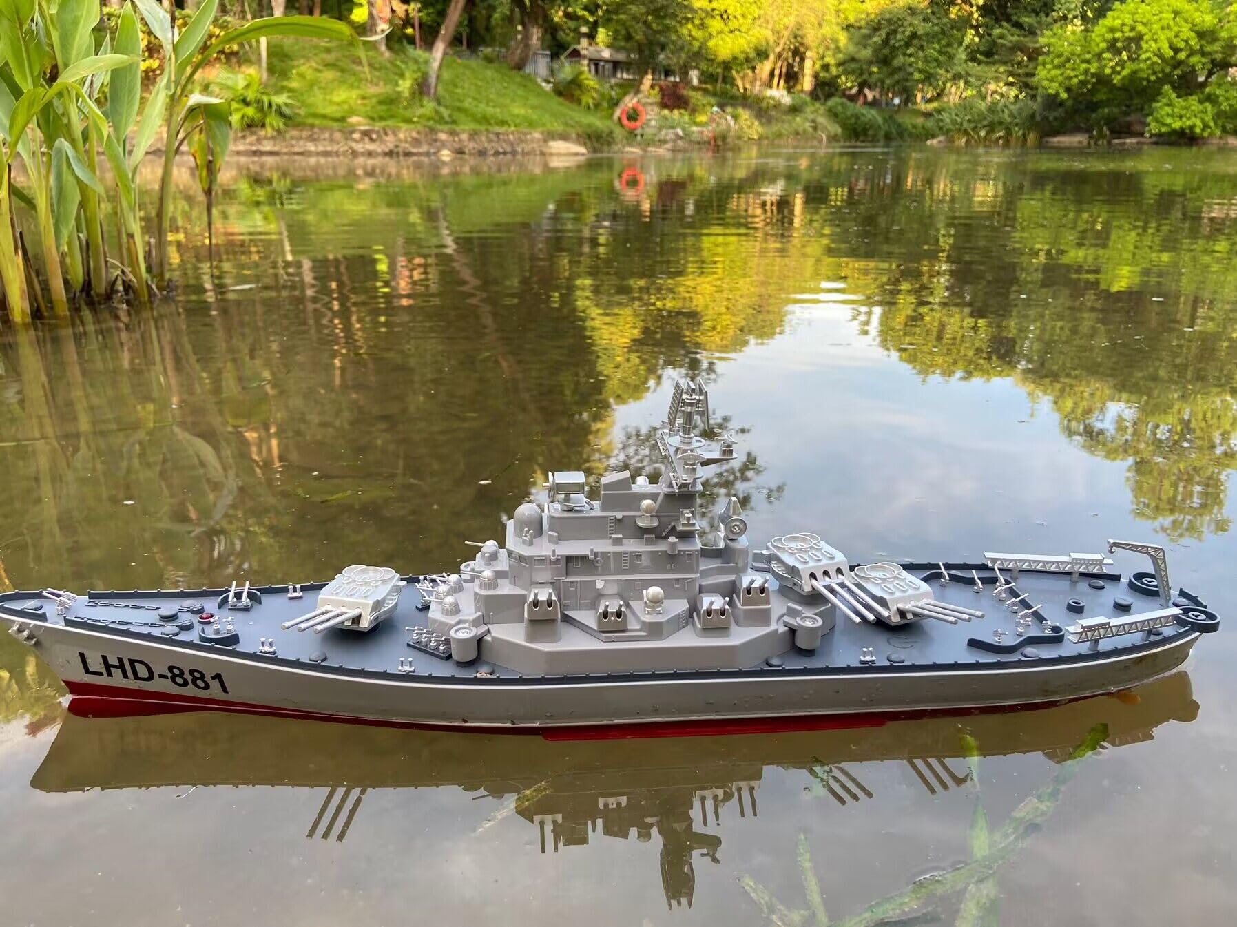 SOWOFA 24-inch Louisiana Class RC Cruiser Warship - Electric Remote Control Boat with Super Long Hull, Military Toy for Kids, Launchable Aircraft Carrier Model - Perfect for Pool Play, Battles, and Collectors