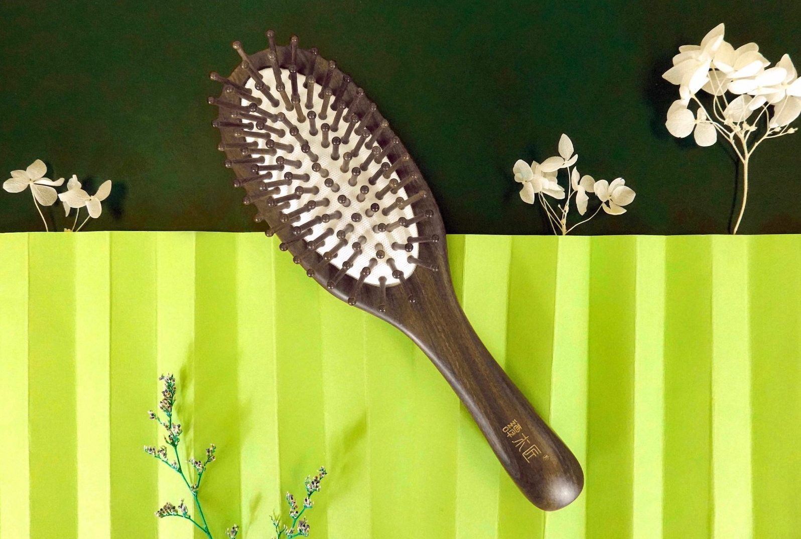 Gardenia Paddle Hair Brush for Smoothing & Detangling - Wooden Bristle Hairbrush for Shiny, Frizz-Free Hair - Perfect for Daily Styling & Salon Use
