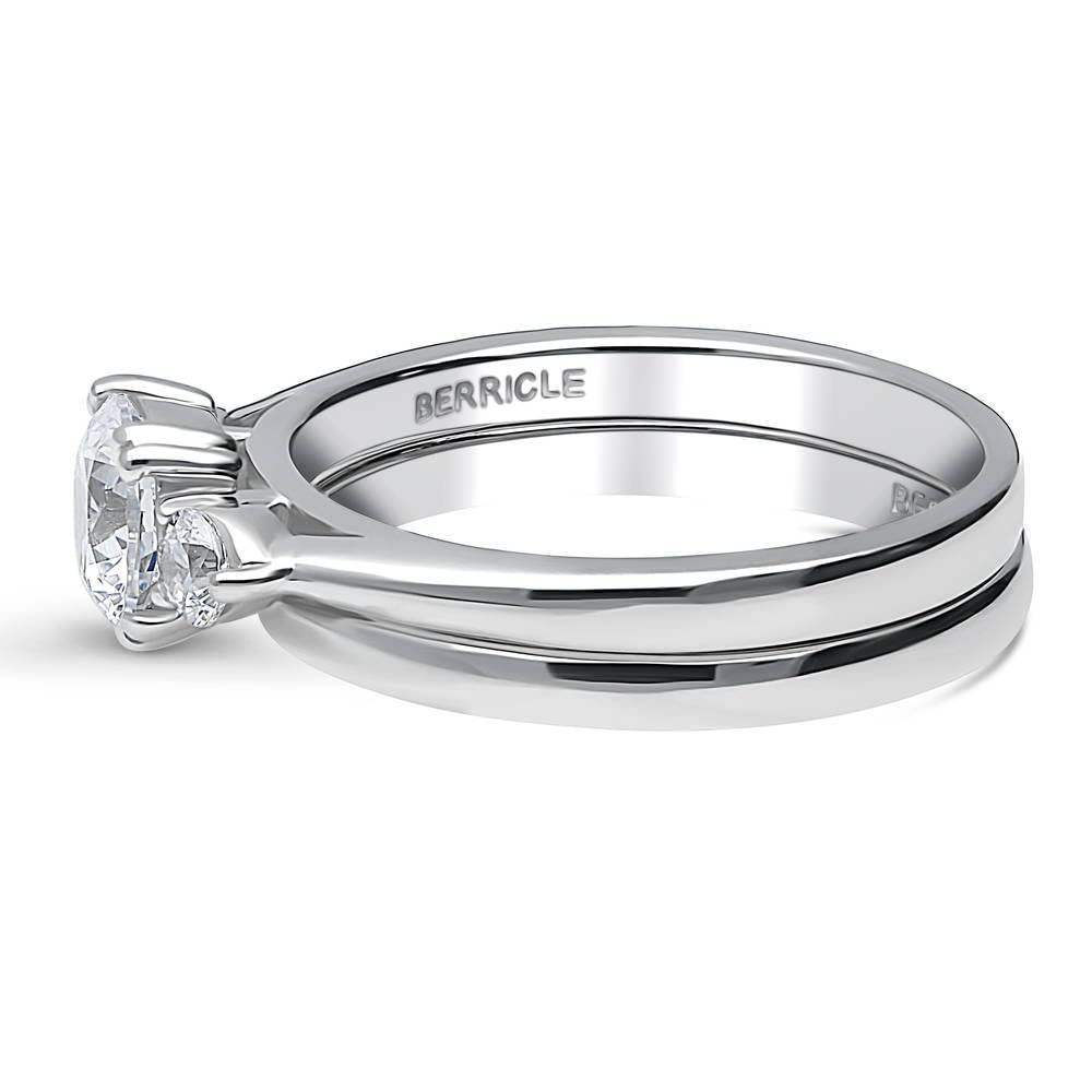BERRICLE Sterling Silver 3-Stone Wedding & Engagement Ring Set for Women - 0.8 Carat Round Cut Cubic Zirconia CZ, Rhodium Plated, Size 4-10 - Perfect for Proposals, Anniversaries & Special Occasions