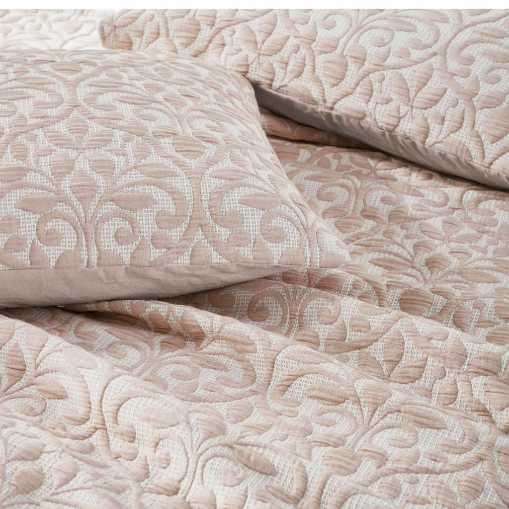 Premium Vineyard Cotton Blend Medium Weight Matelasse Woven Coverlet - Soft Bedspread for All Seasons | Perfect for Guest Rooms, Master Bedrooms & Cozy Home Decor