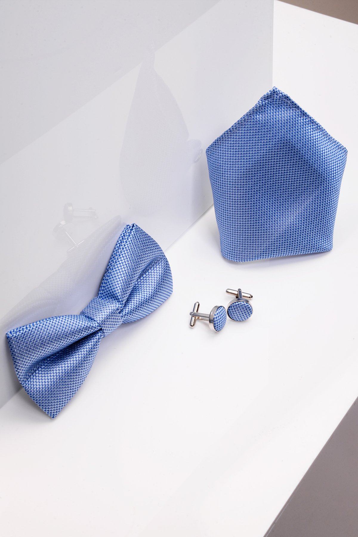 Elegant Blue Birdseye Print Bow Tie and Pocket Square Set for Men - Perfect for Weddings, Prom, and Formal Events