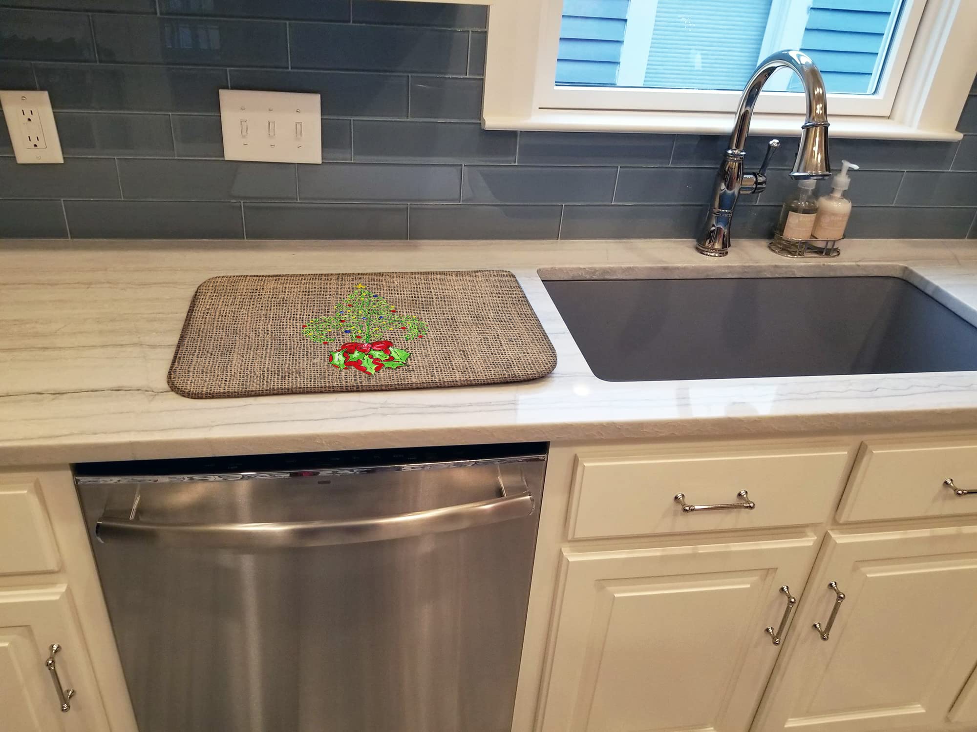 Christmas Tree Fleur de Lis Dish Drying Mat - Absorbent Kitchen Counter Mat for Holiday Decor