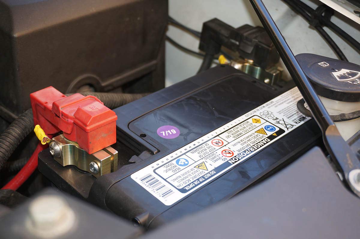 Hardline Products TT-M Terminal Tender for Round Post Batteries - Heavy Duty Battery Terminal Connector for Marine, RV & Automotive Use