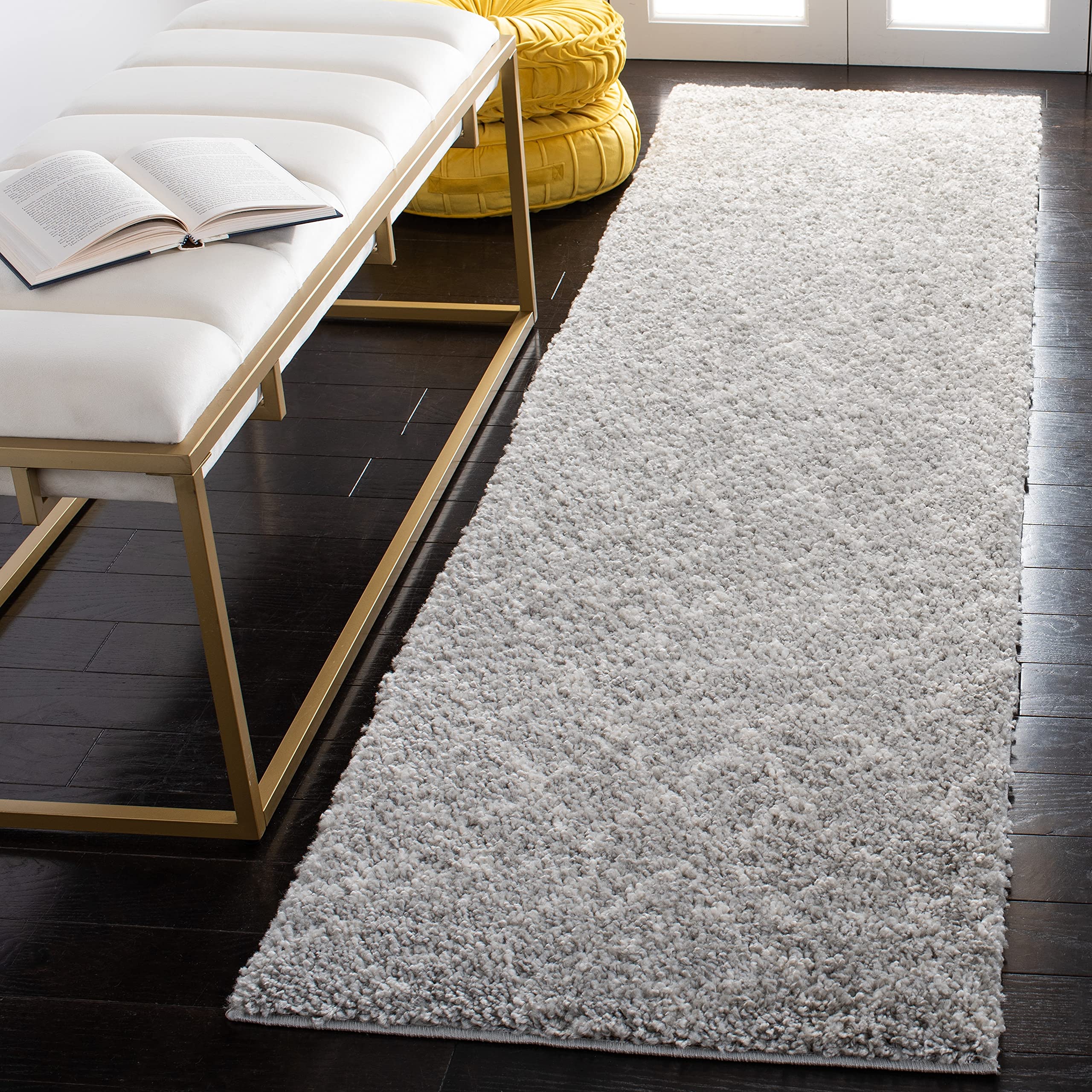 SAFAVIEH Berber Shag Collection 6'7