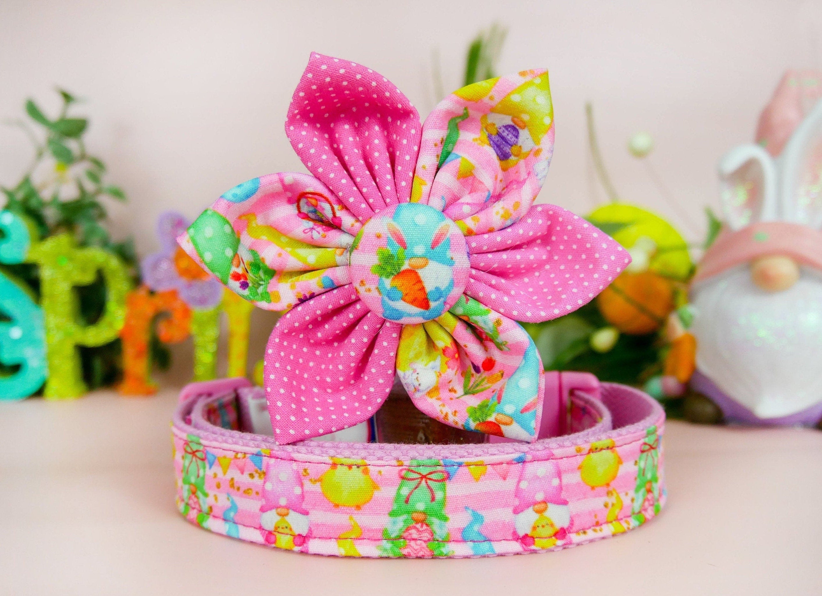 Easter Dog Collar with Flower & Gnome Design - Cute Pet Accessory for Easter Celebrations, Spring Festivals, and Holiday Photos