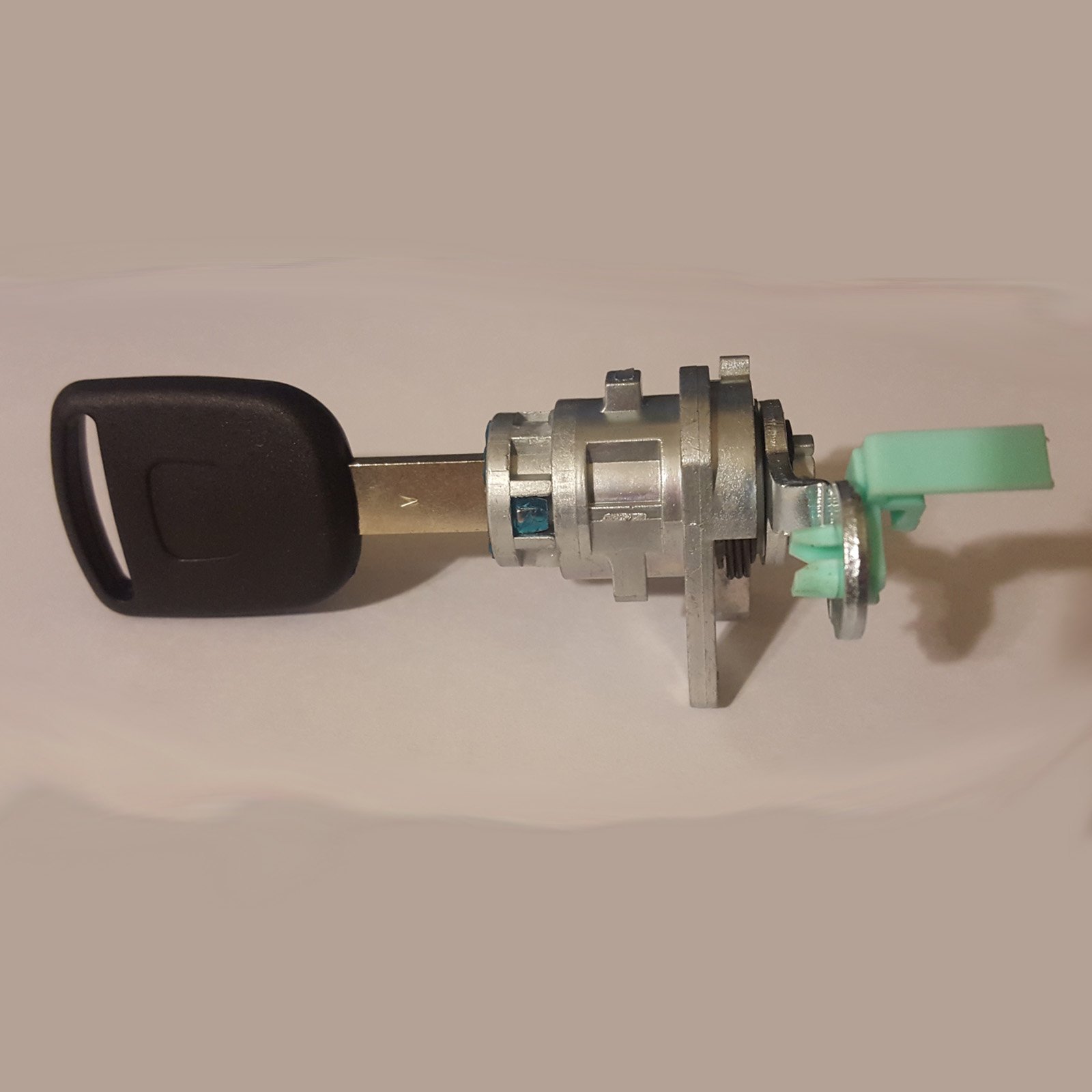 2006 Honda Accord 4-Door Replacement Lock Cylinder with Matching Key - Secure Your Vehicle & Prevent Theft