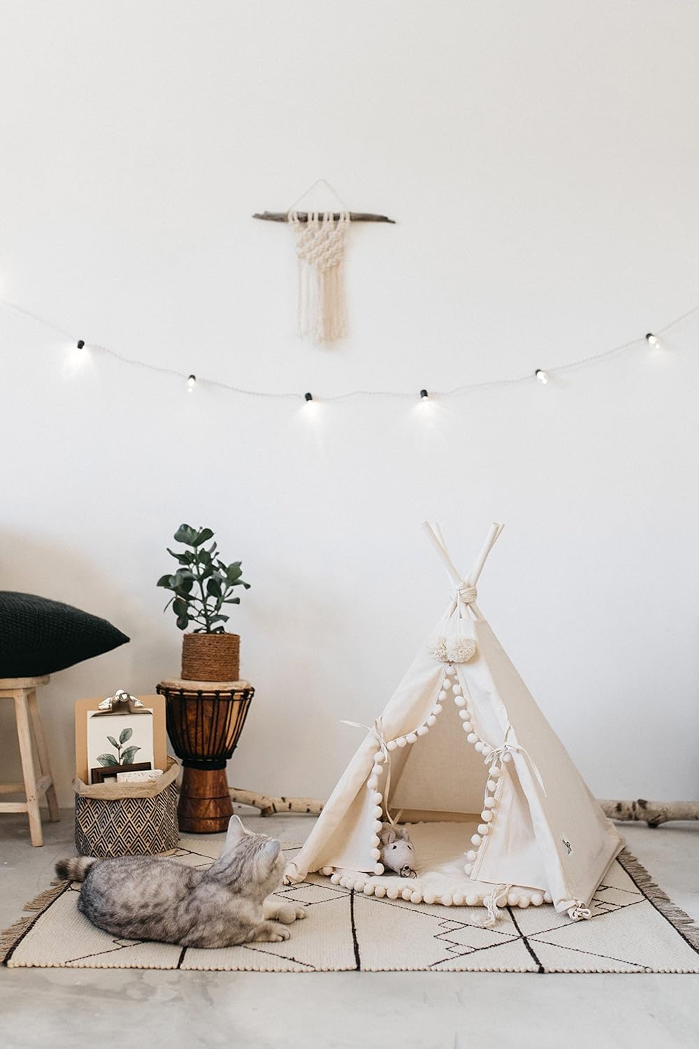 Cozy Cat Igloo House - 100% Cotton Hypoallergenic Pet Bed for Indoor Cats, Small Dogs & Rabbits | Warm Teepee Tent for Winter, Perfect for Living Room & Bedroom