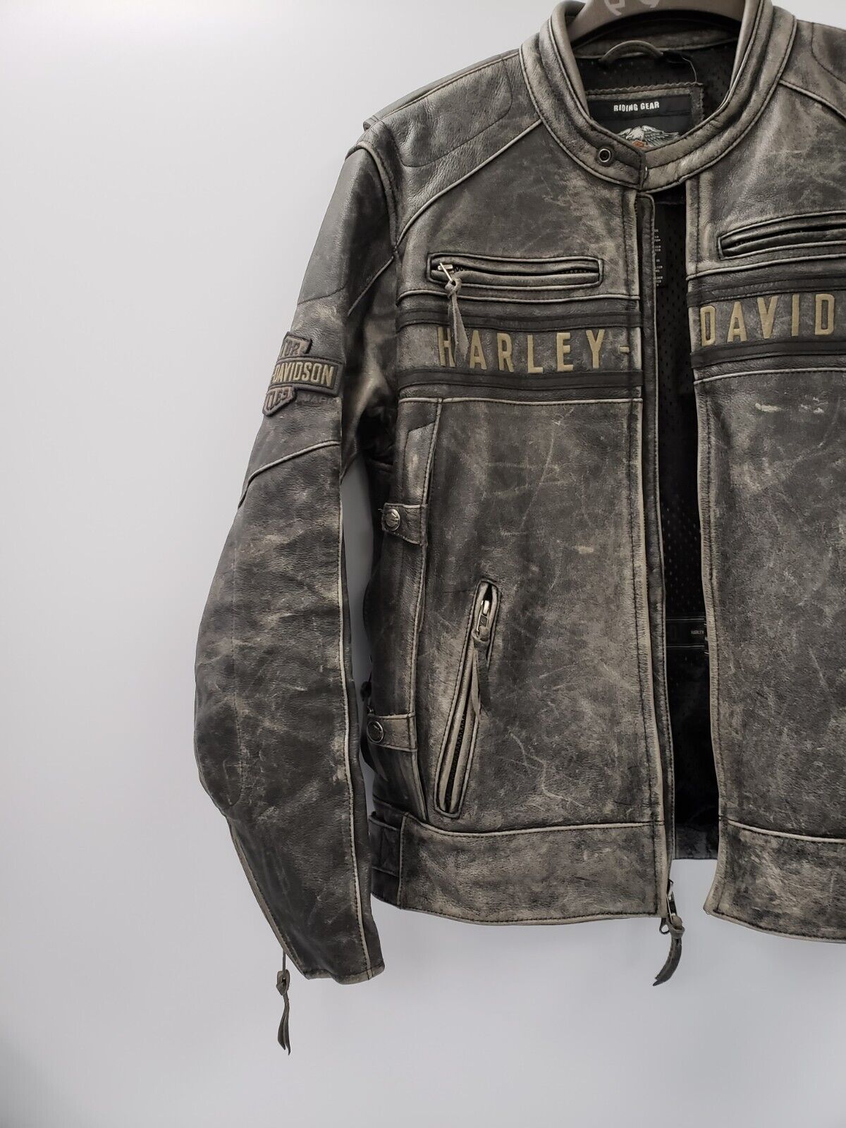 Harley Davidson Carboy Grey Jacket for Men - Large Size Motorcycle Riding Jacket for Bikers & Outdoor Enthusiasts