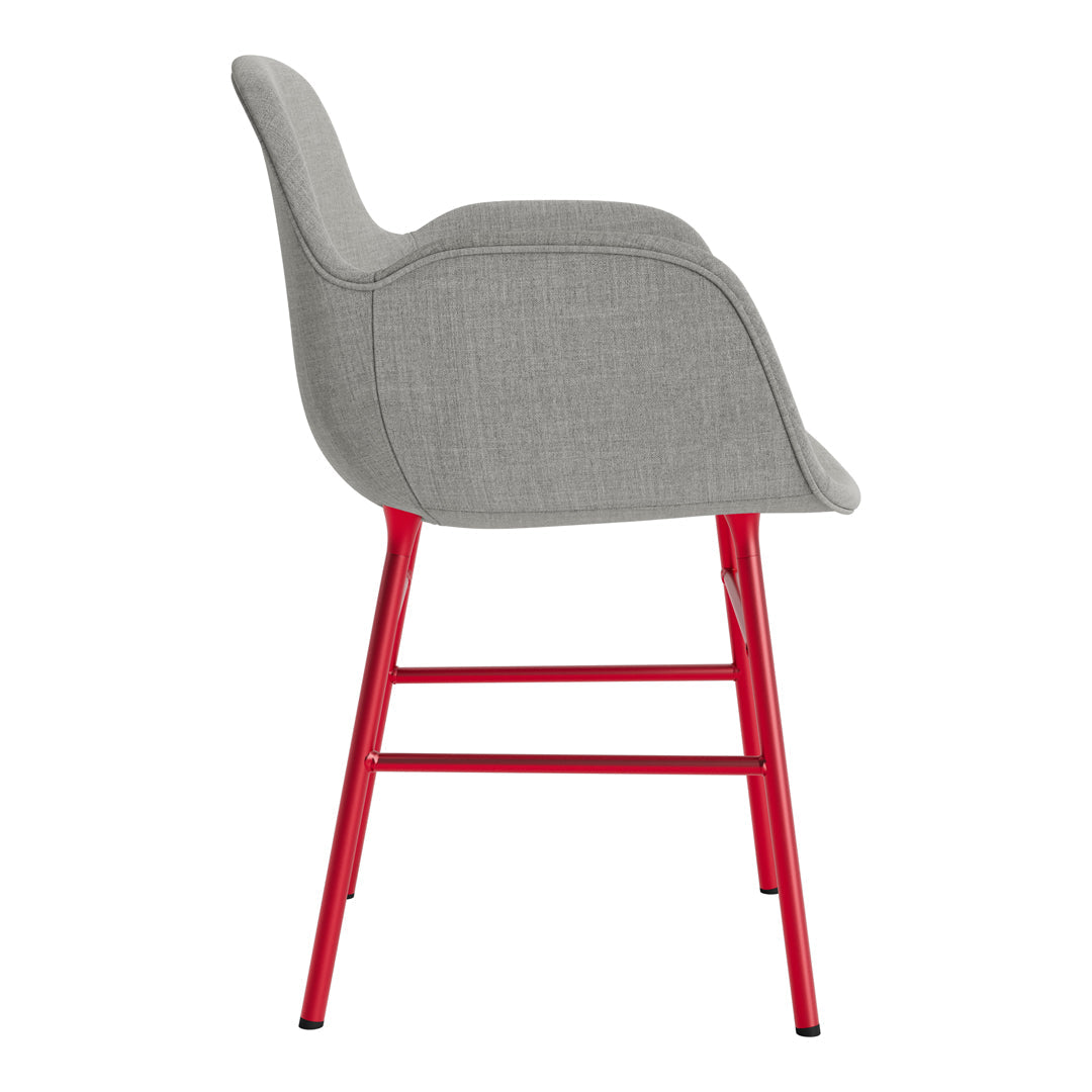 Modern Form Armchair with Sturdy Metal Legs & Soft Upholstery - Perfect for Living Room, Office, or Reading Nook