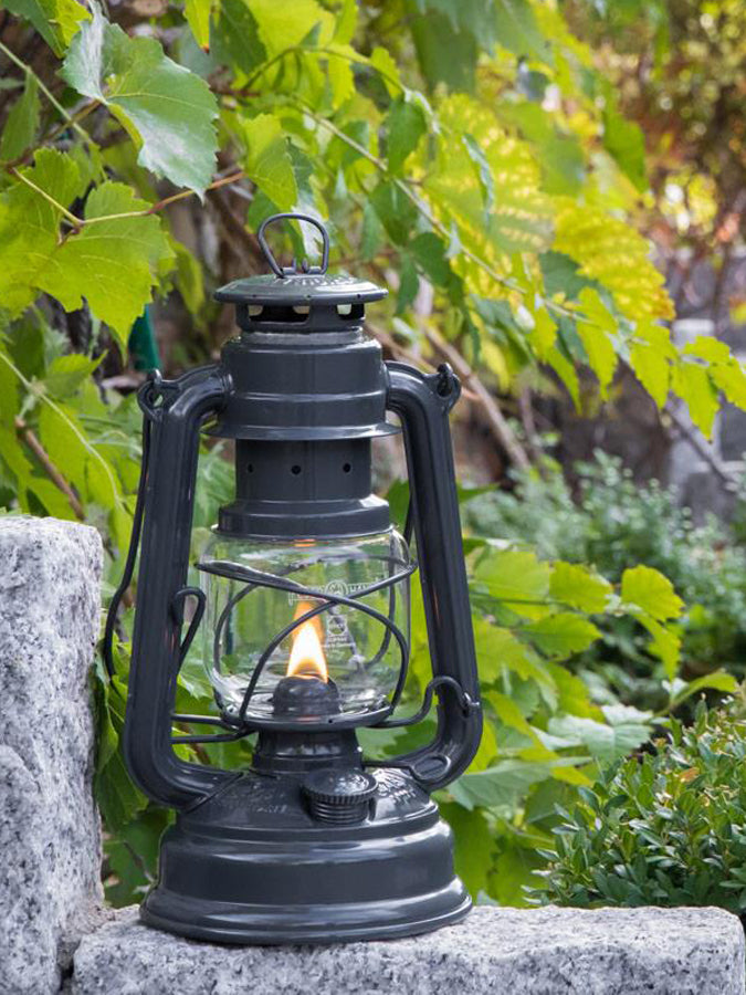 Feuerhand Baby Special 276 Hurricane Lantern - Vintage Outdoor Camping Light for Emergency, Garden, Patio & Power Outages