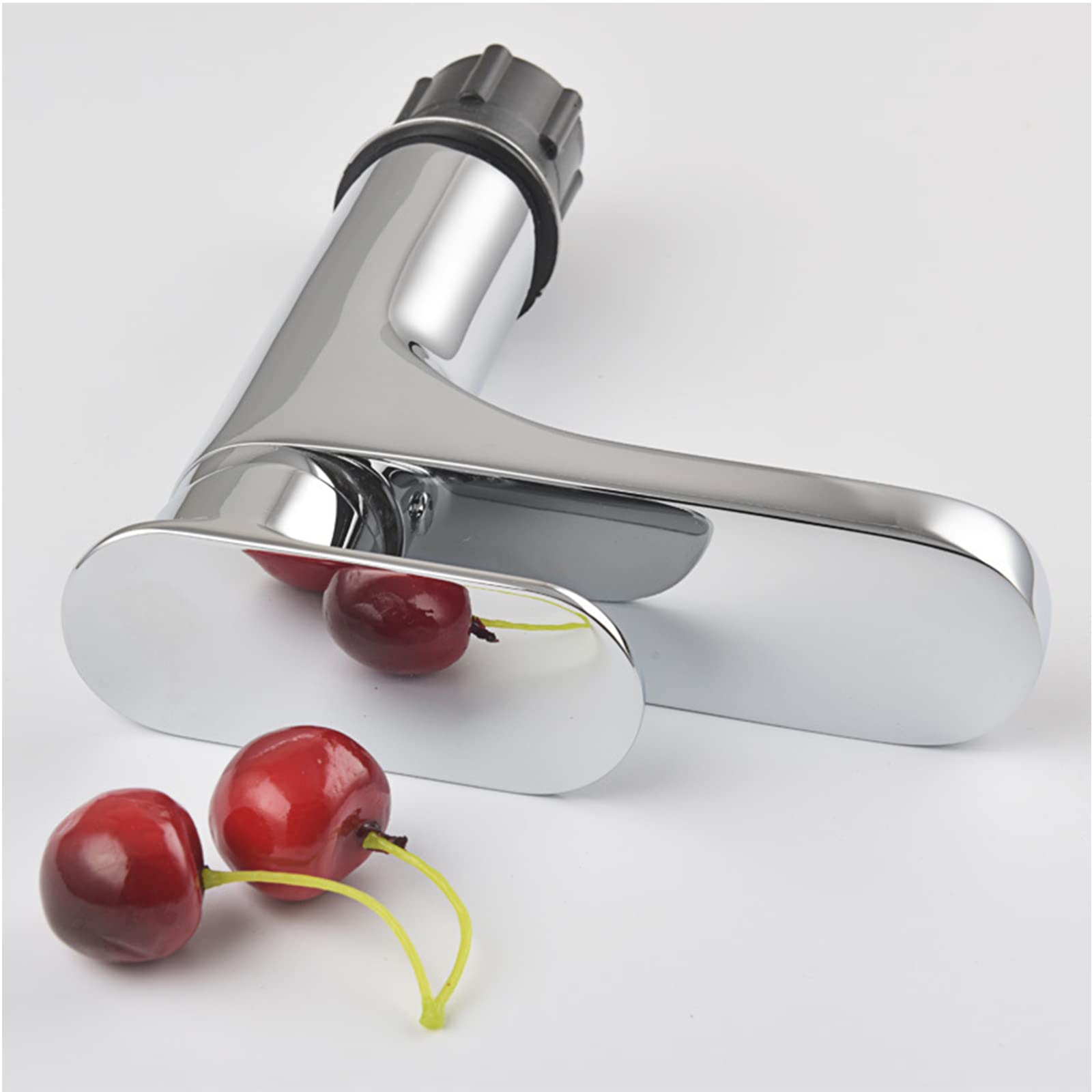Premium Brass Bathroom Sink Faucet - Chrome Plated Single Handle Mixer Tap with Hot & Cold Water Control - Perfect for Vessel Sinks, Vanities, and Modern Bathrooms - Easy Single Hole Installation for Home & Commercial Use
