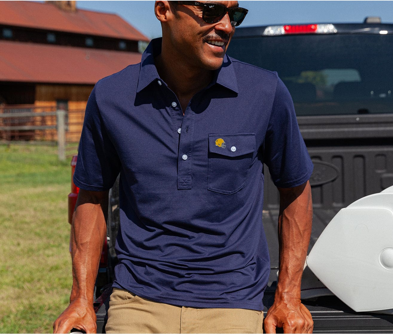 Notre Dame Football Coach's Performance Polo Shirt with Helmet Logo - Navy Blue - Perfect for Game Day, Tailgating & Fan Apparel