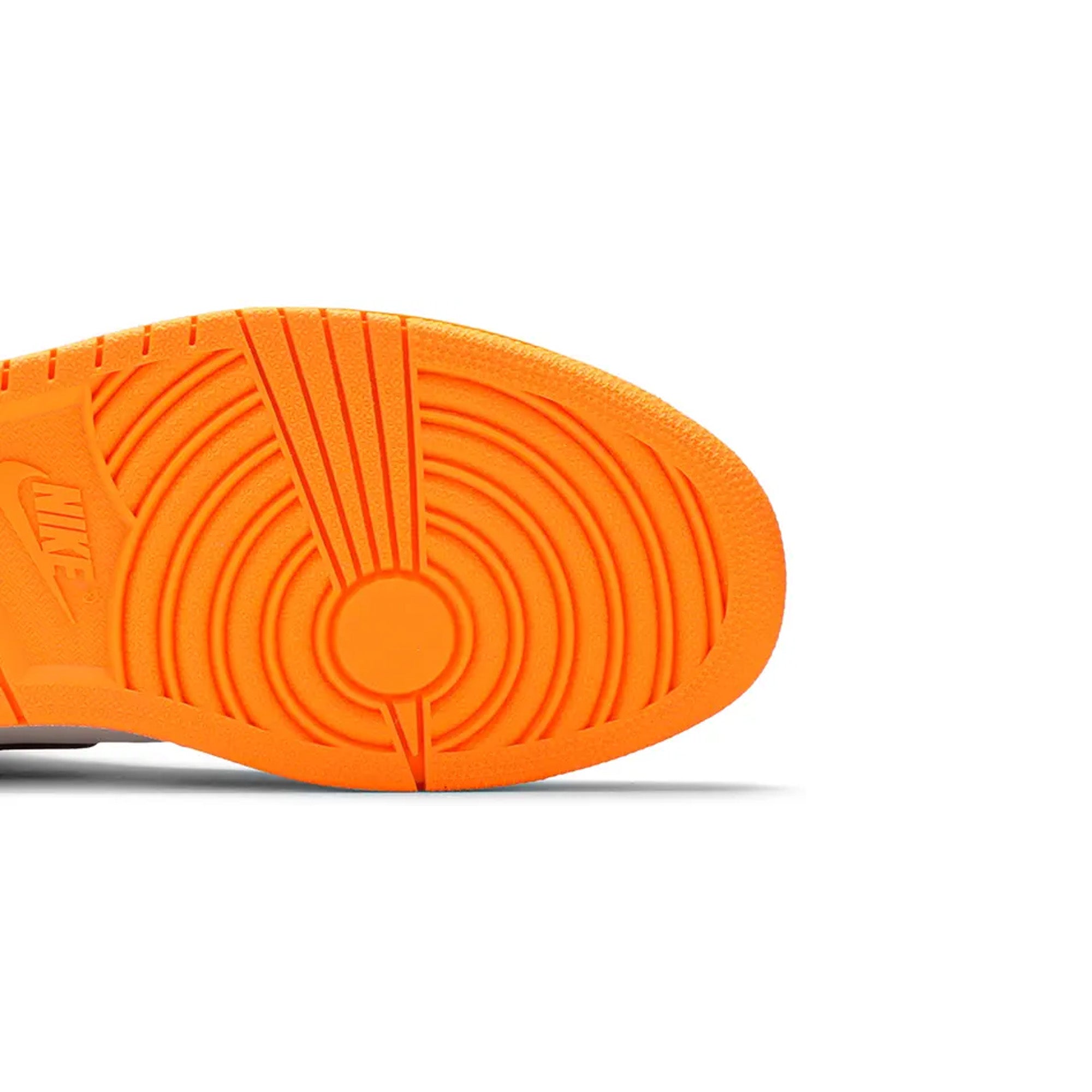 Air Jordan 1 Mid 'Phoenix Suns' Basketball Shoes (2013) - Men's Retro Sneakers for Streetwear & Court Performance