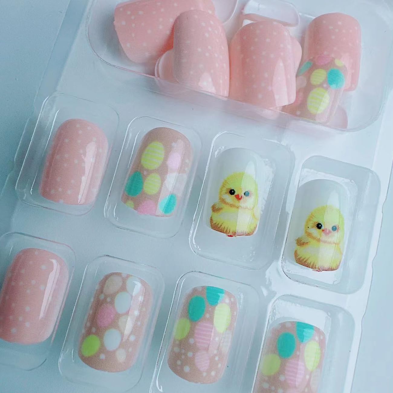 Easter Press On Nails - Spring Fake Nails with Cute Chick & Egg Polka Dot Design - Short Square False Nails for Women - 24Pcs Manicure Set - Perfect for Easter Parties, Spring Nail Art & Holiday Celebrations