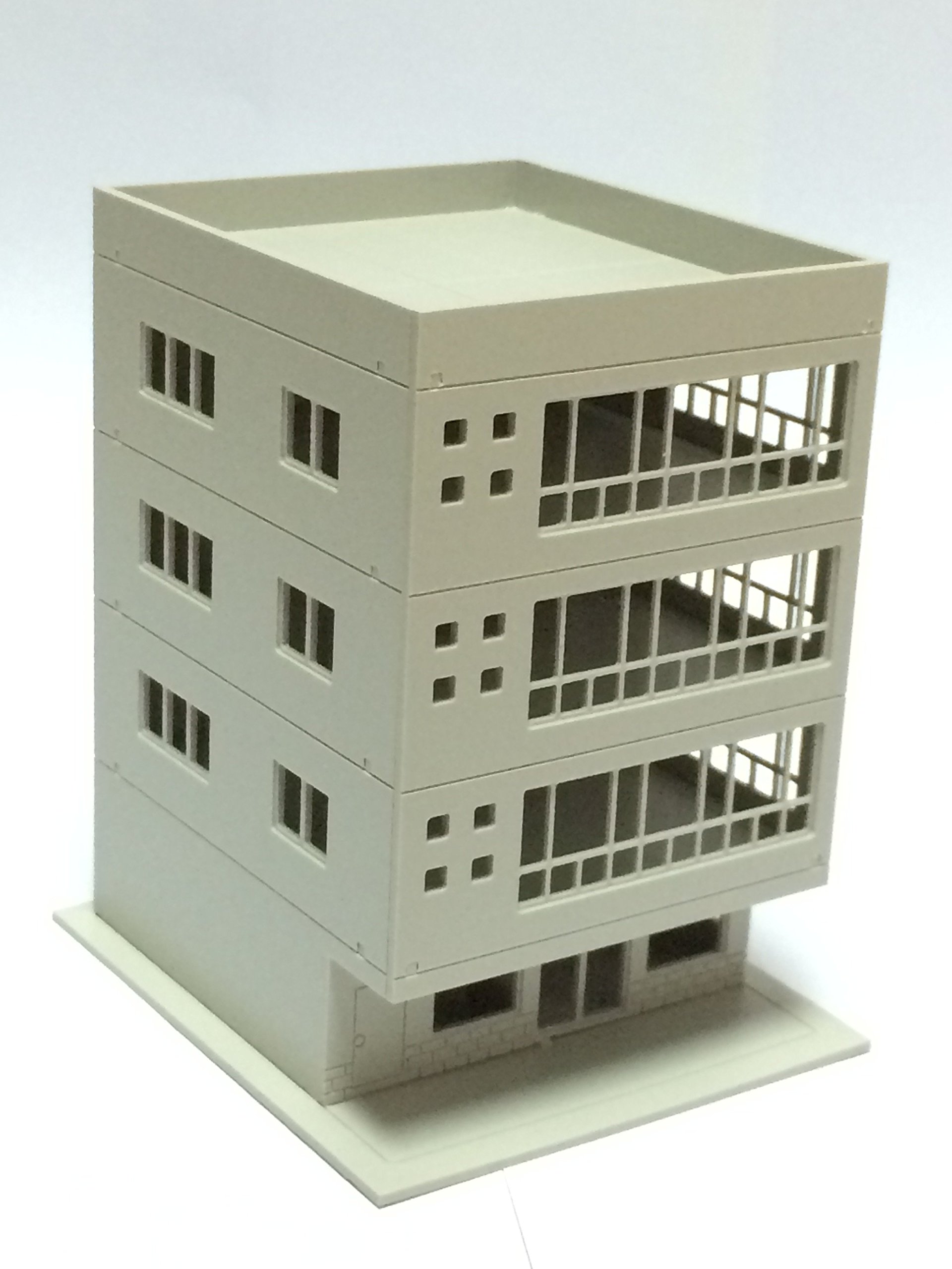 Outland Models Railway Modern 4-Story Office Building Unpainted N Scale 1:160 - Realistic Miniature Architecture for Model Train Layouts & Diorama Displays