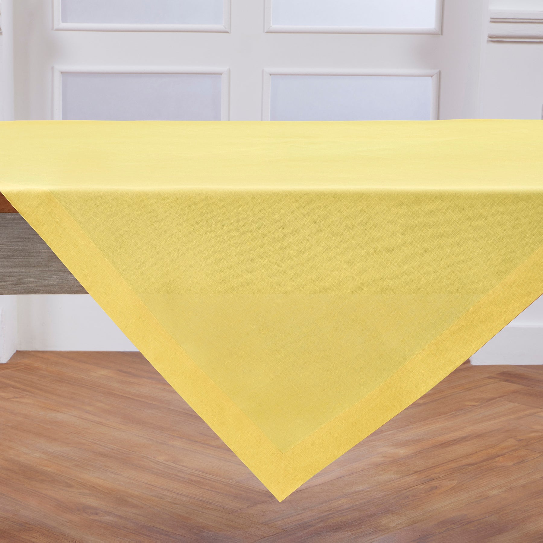 Fete Table Throw - Elegant & Durable Table Cover for Parties, Weddings & Events | Perfect for Indoor & Outdoor Celebrations