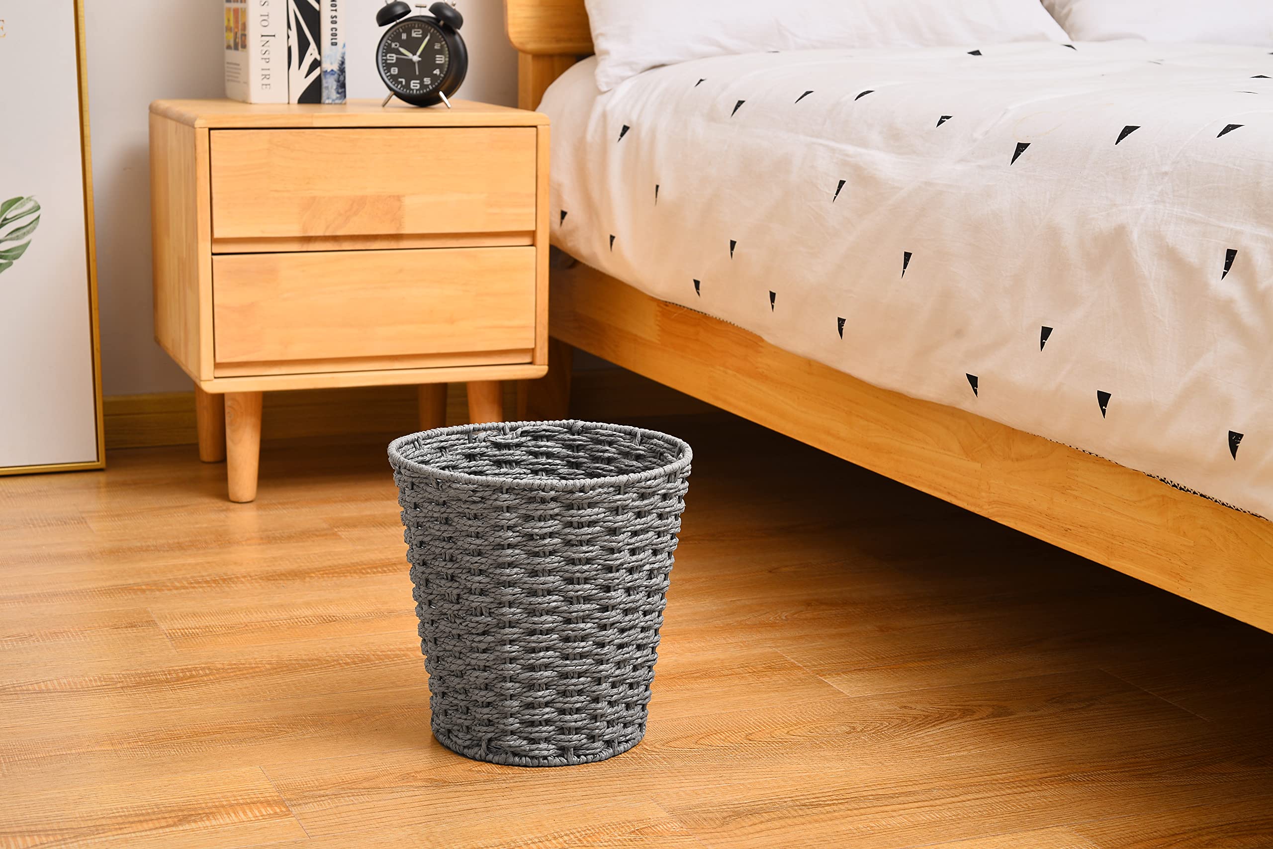 Round Wicker Waste Basket - Eco-Friendly Woven Paper Bin for Bedroom, Bathroom, Office & Home Decor - Handmade Grey Trash Can for Waste Disposal & Organization