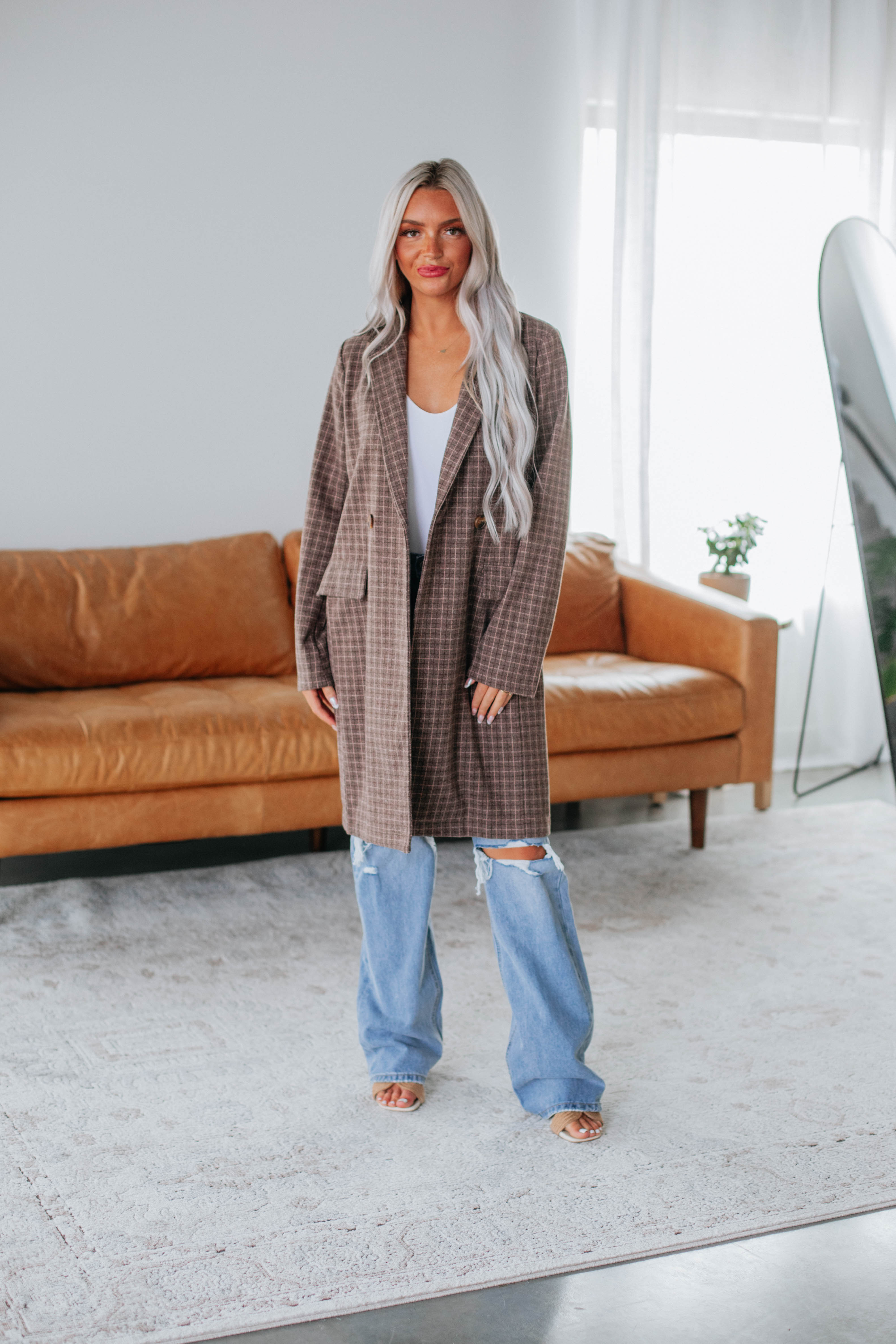 Stylish and Warm Winter Coat for Women - Perfect for Outdoor Activities and Cold Weather Fashion