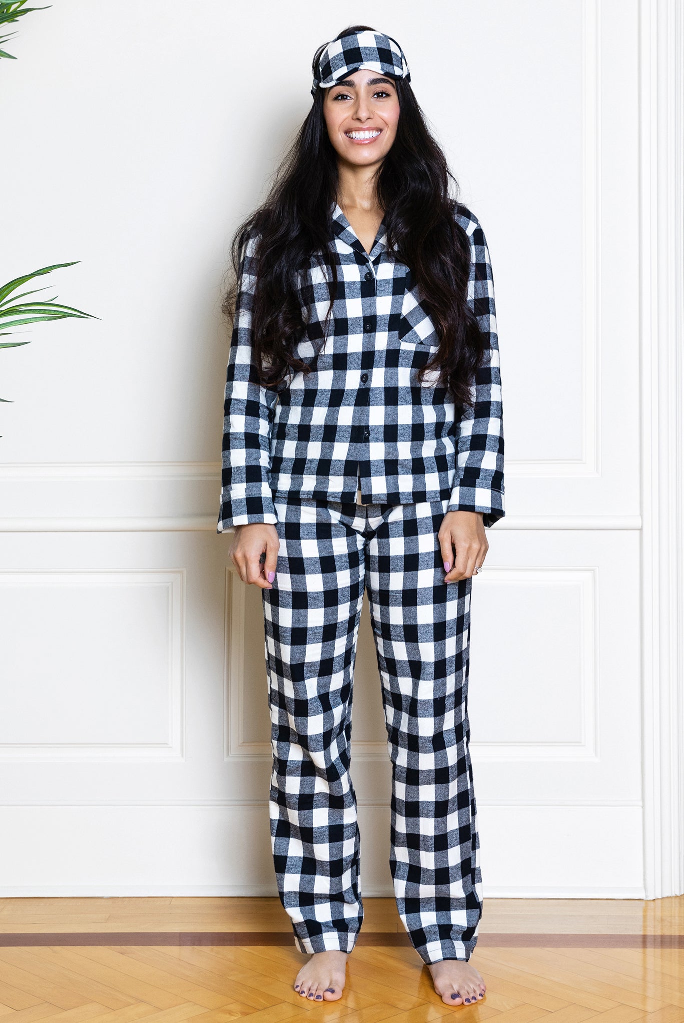 Cozy Flannel Pajama Set for Women - Buffalo Check Plaid Sleepwear - Perfect for Winter Nights & Lounge Wear