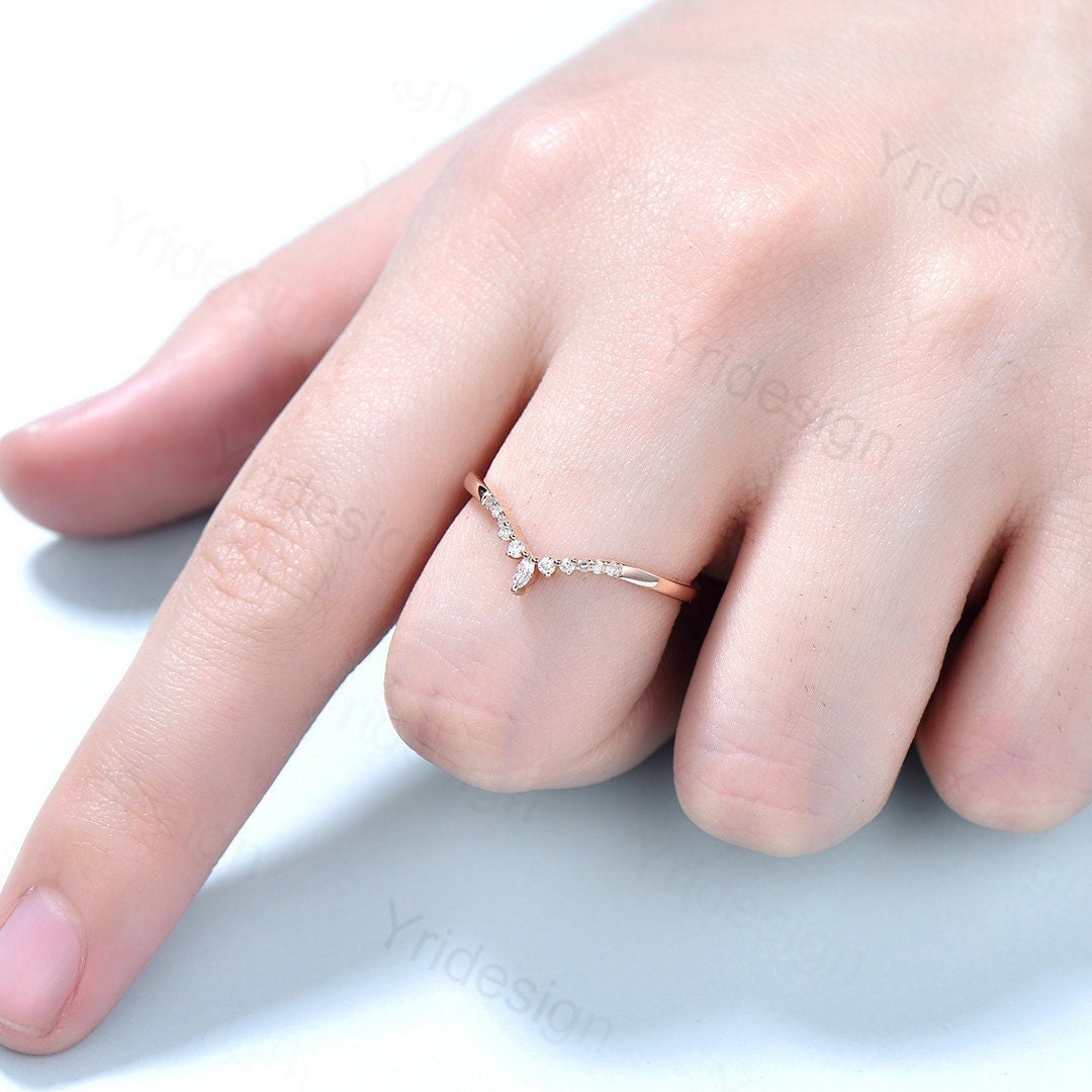 Elegant Rose Gold Marquise Cut Moissanite Wedding Band for Women - Curved Chevron Stacking Ring, Unique Promise & Anniversary Ring - Perfect for Bridal Sets, Stacking, or Special Occasions