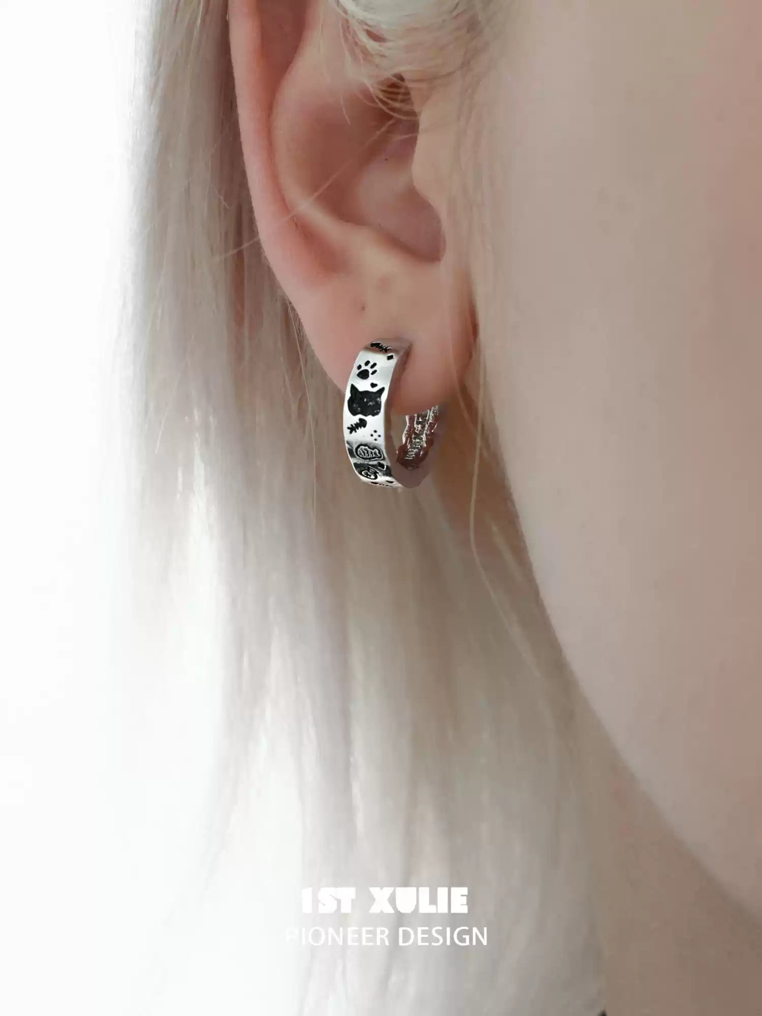 Graffiti Kitten 18K Gold Plated Earrings for Women - Trendy Cat Stud Earrings for Casual Wear & Gift Giving