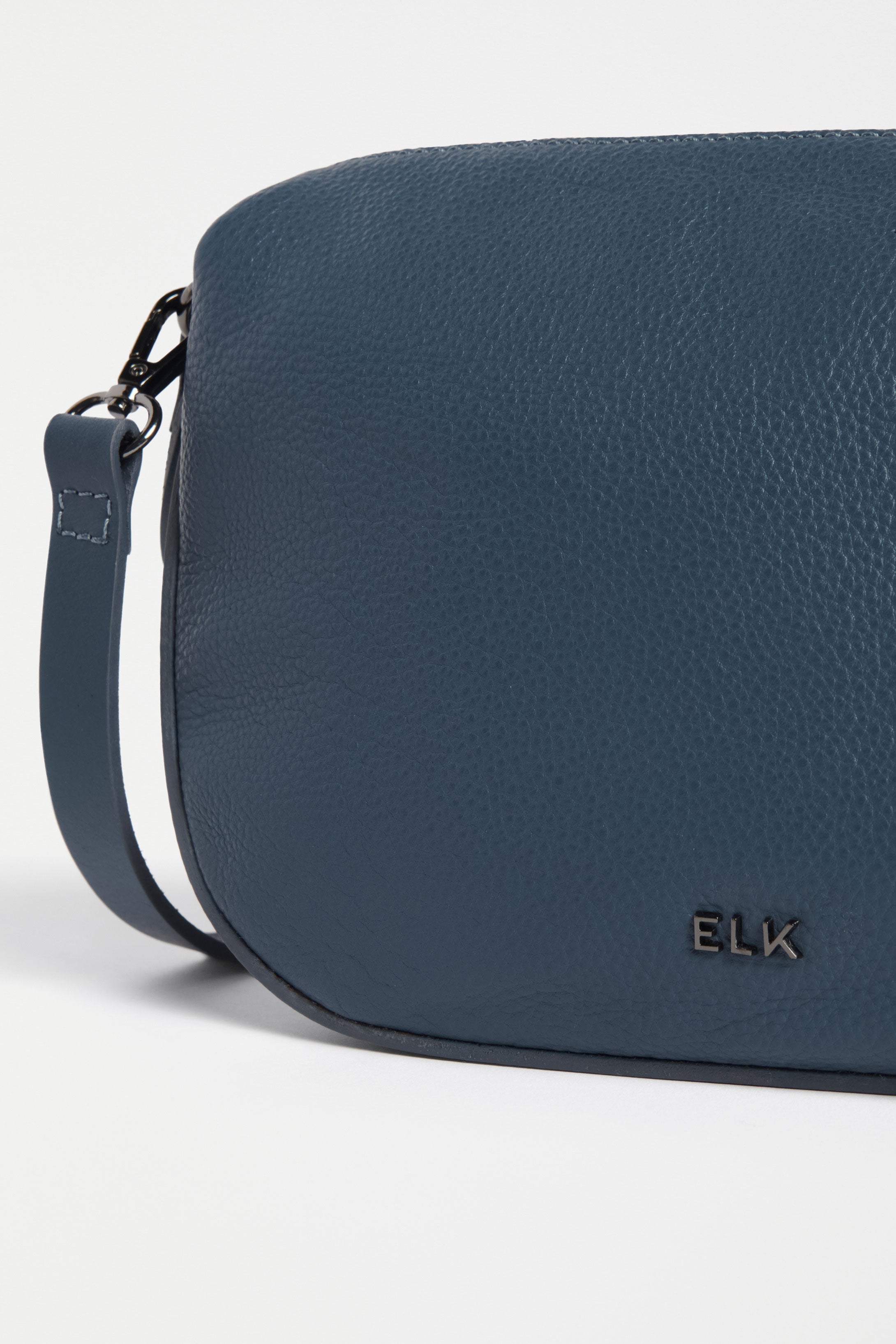 Ilin Mini Crossbody Bag for Women - Small Leather Shoulder Purse with Adjustable Strap, Perfect for Travel, Shopping & Everyday Use