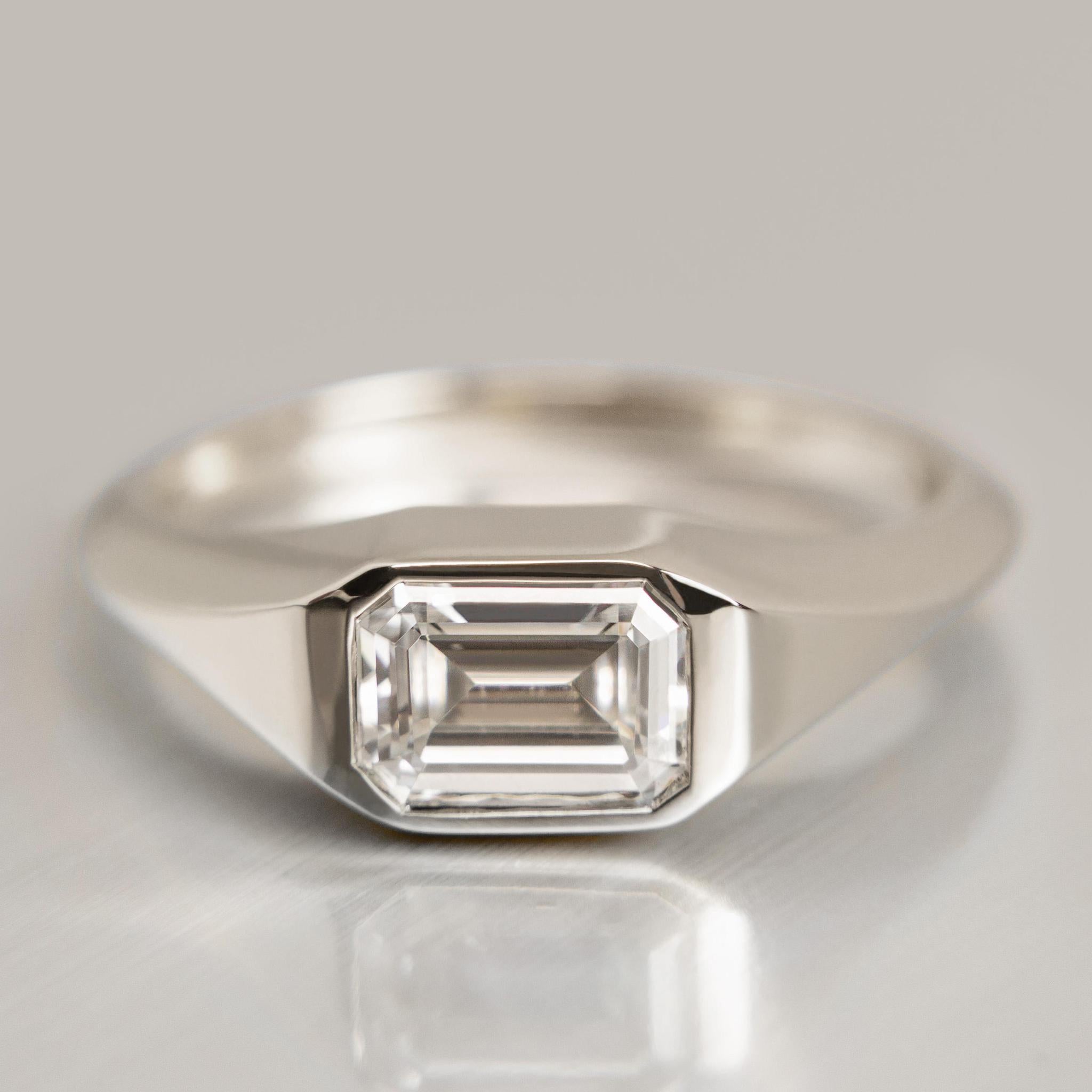 Classic Diamond Hemlock Ring for Women - Elegant 14K Gold Wedding Band, Anniversary Gift for Her - Perfect for Engagements, Proposals & Special Occasions