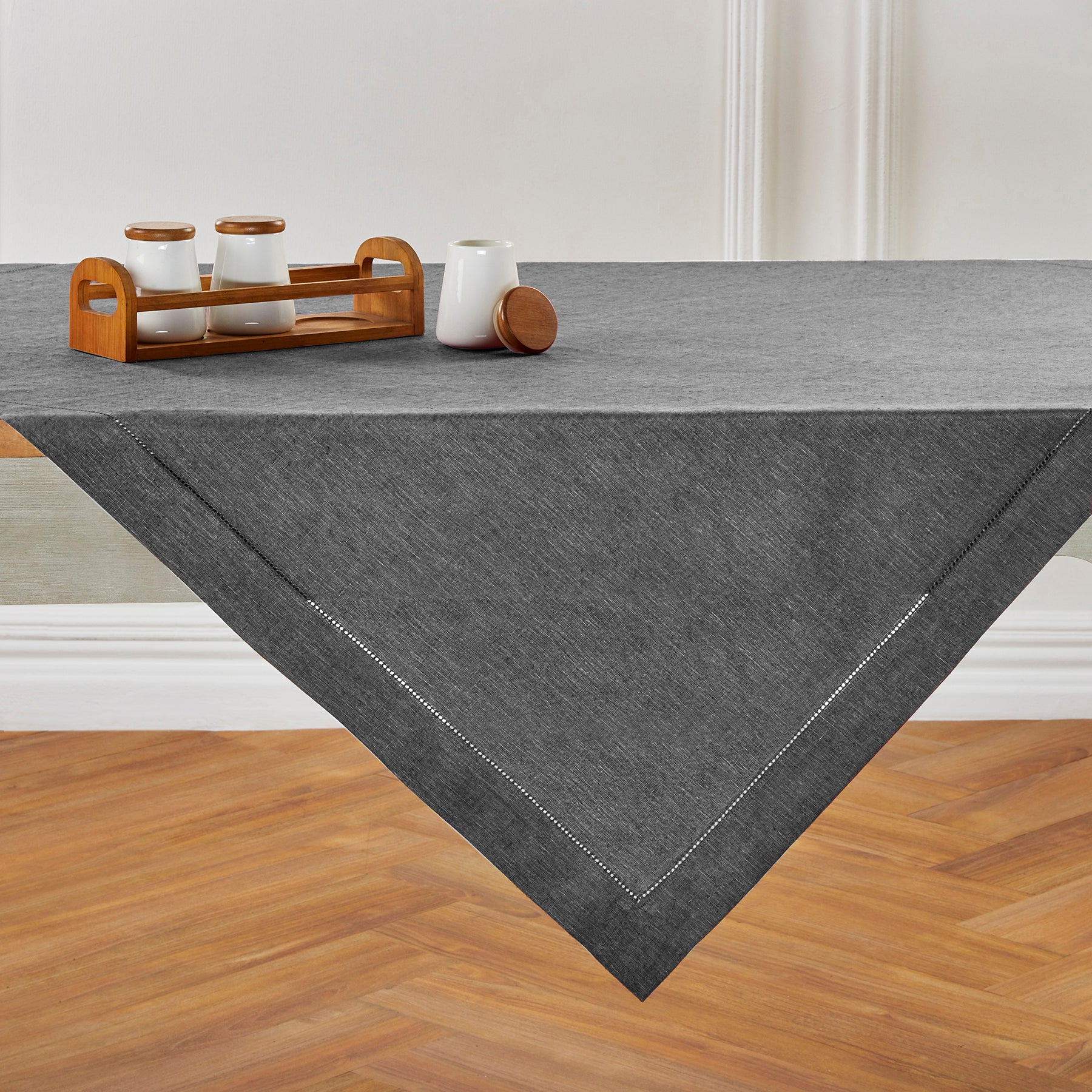 Stylish Milan Table Throw - Elegant Decorative Table Cover for Dining & Living Room - Perfect for Home Decor, Parties & Special Occasions