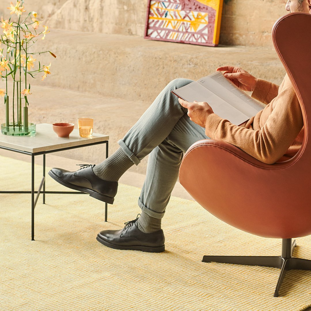 Jacobsen Egg Chair by Fritz Hansen - Genuine Leather Mid-Century Modern Lounge Chair for Living Room, Office & Patio