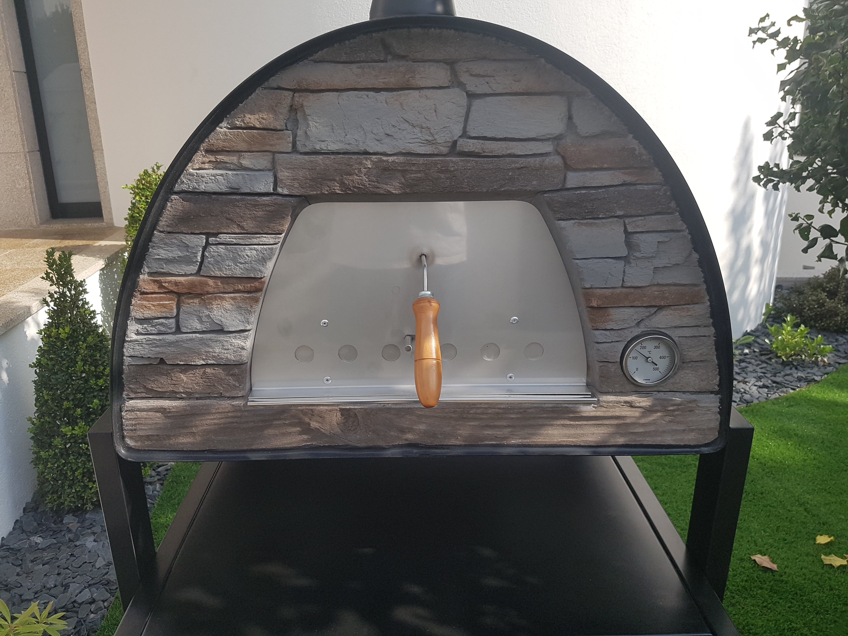 Maximus Mobile Pizza Oven - Portable Outdoor Pizza Maker for Camping, Backyard & Tailgating | Black | Best Seller | Perfect for Picnics, Parties & RV Trips