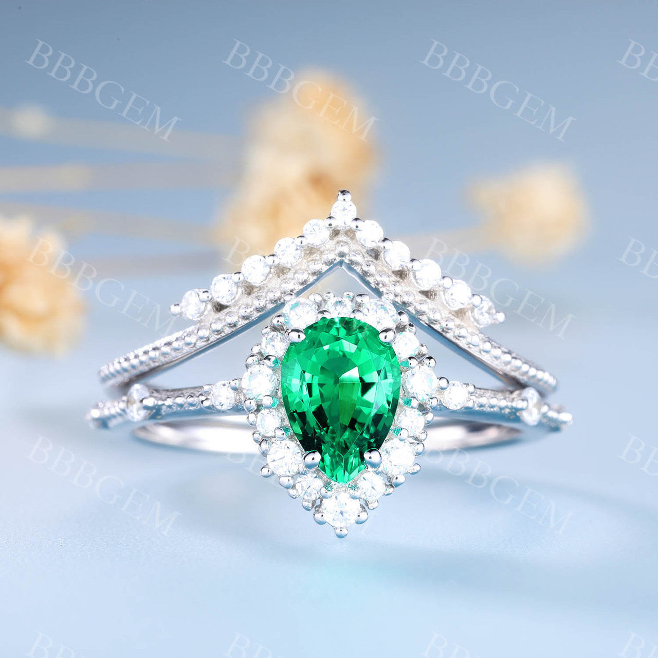 Pear Emerald Ring Set - Green Emerald Gemstone Anniversary Ring with Diamond Chevron Band - Perfect for Weddings, Engagements & Special Occasions