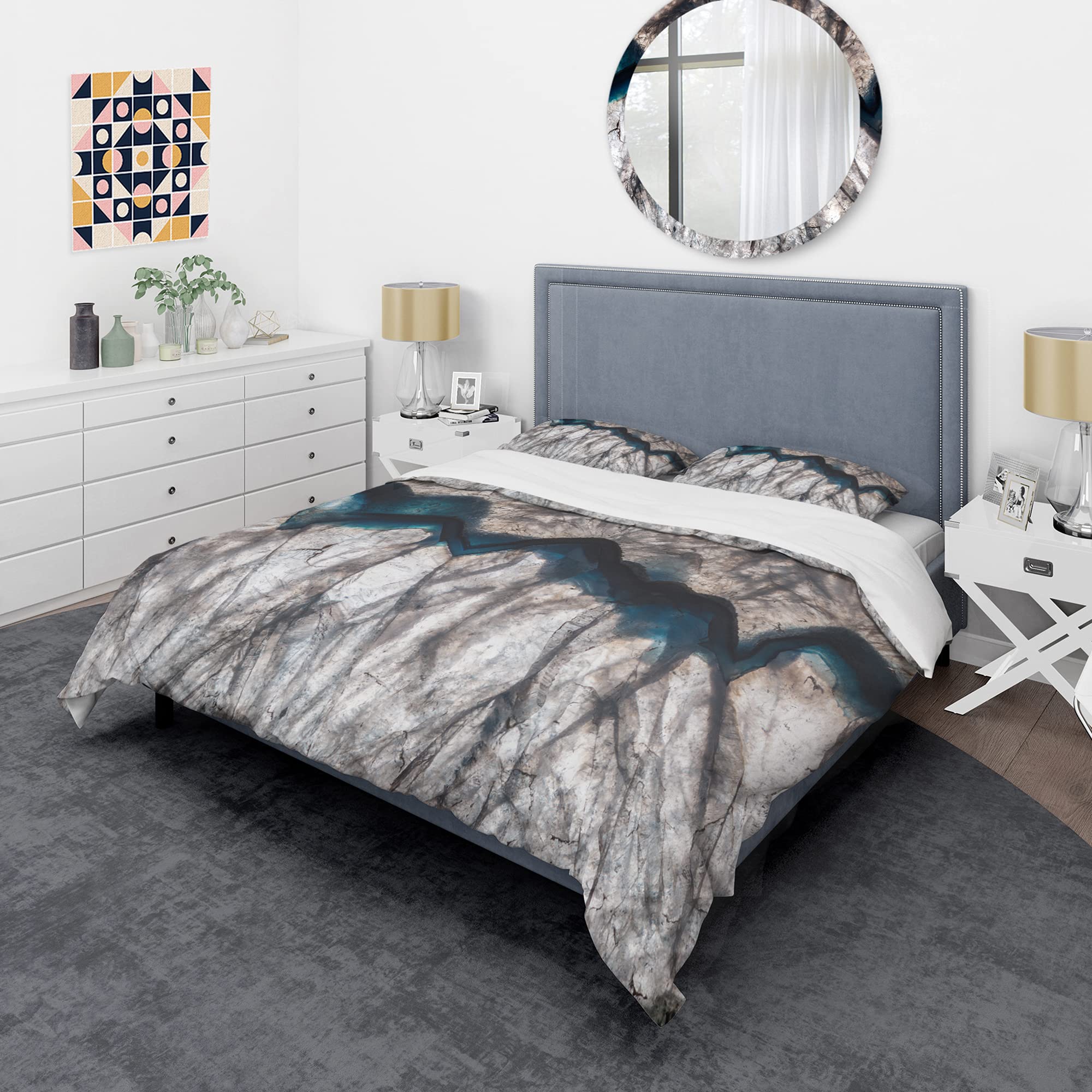 DesignQ Blue Backlit Mineral Macro Modern & Contemporary Duvet Cover Set - Queen Size 3-Piece Abstract Bedding Set for All Seasons | Perfect for Guest Rooms, Master Bedrooms & Contemporary Home Decor