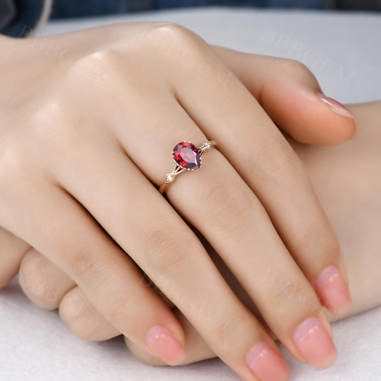 Vintage Dark Red Garnet Pear Cut Three Stone Diamond Engagement Ring in Rose Gold - Perfect for Wedding, Anniversary & Romantic Gift Giving