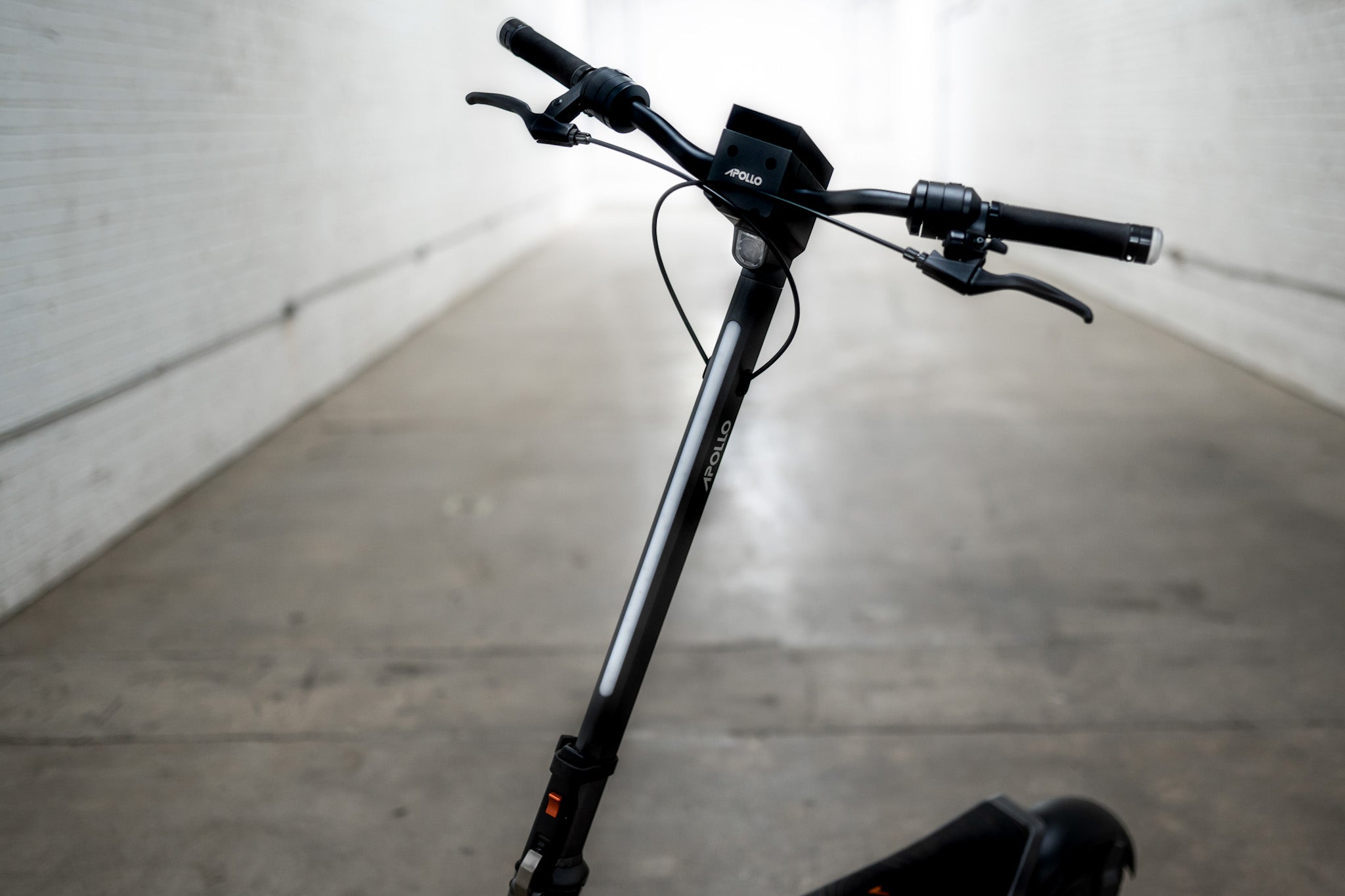 Apollo Phantom 2.0 Stellar Electric Scooter - 60V Powerful Motor, Long Range & High Speed - Perfect for Urban Commuting & Adventure Riding