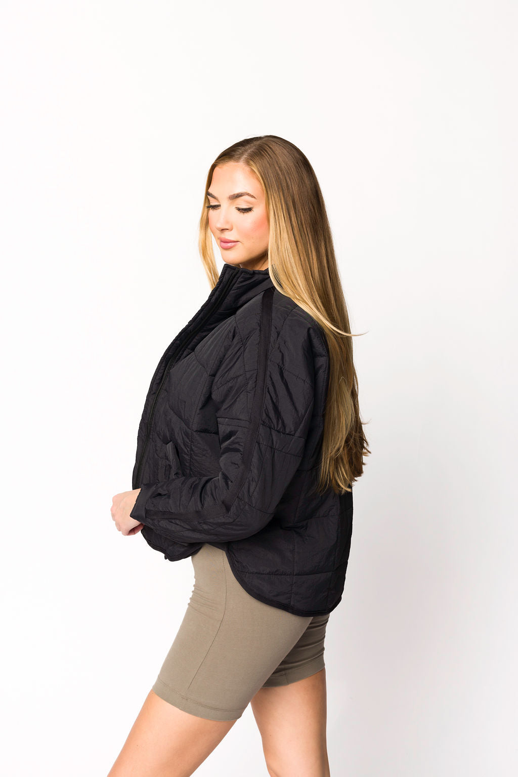 Layla Black Puffer Jacket for Women - Lightweight Warm Winter Coat - Perfect for Outdoor Activities, Travel & Casual Wear
