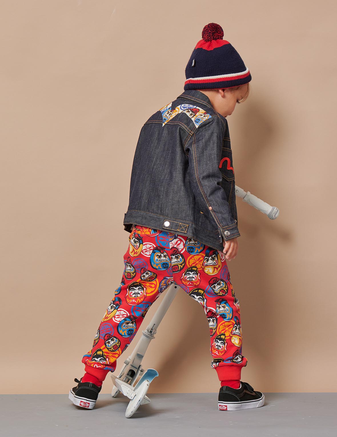 Stylish Allover Pompadour Daruma Print Sweatpants - Japanese Inspired Casual Lounge Pants for Men & Women - Perfect for Home, Yoga, and Streetwear Fashion