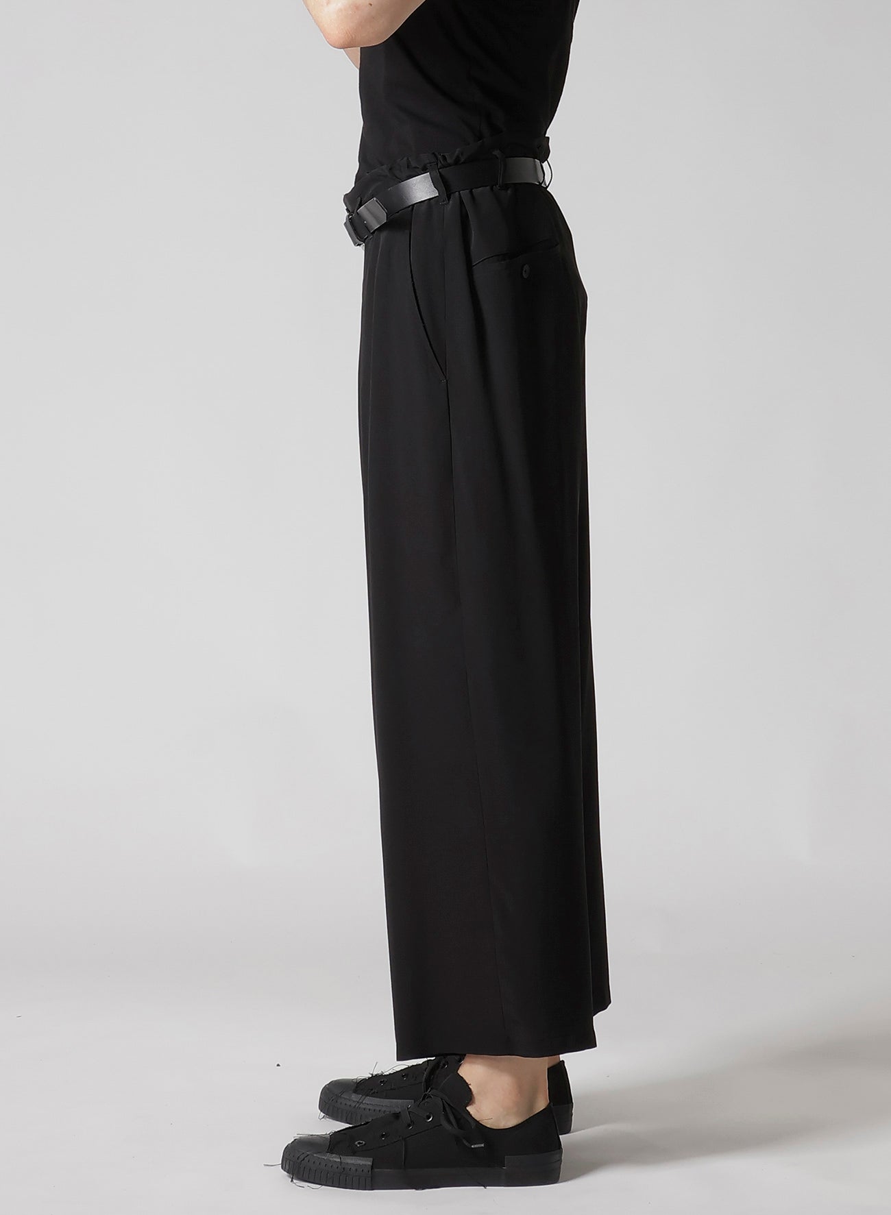 16M Crepe de Chine R Coin Pocket Pants - Elegant & Comfortable Women's Trousers for Work, Travel & Casual Wear