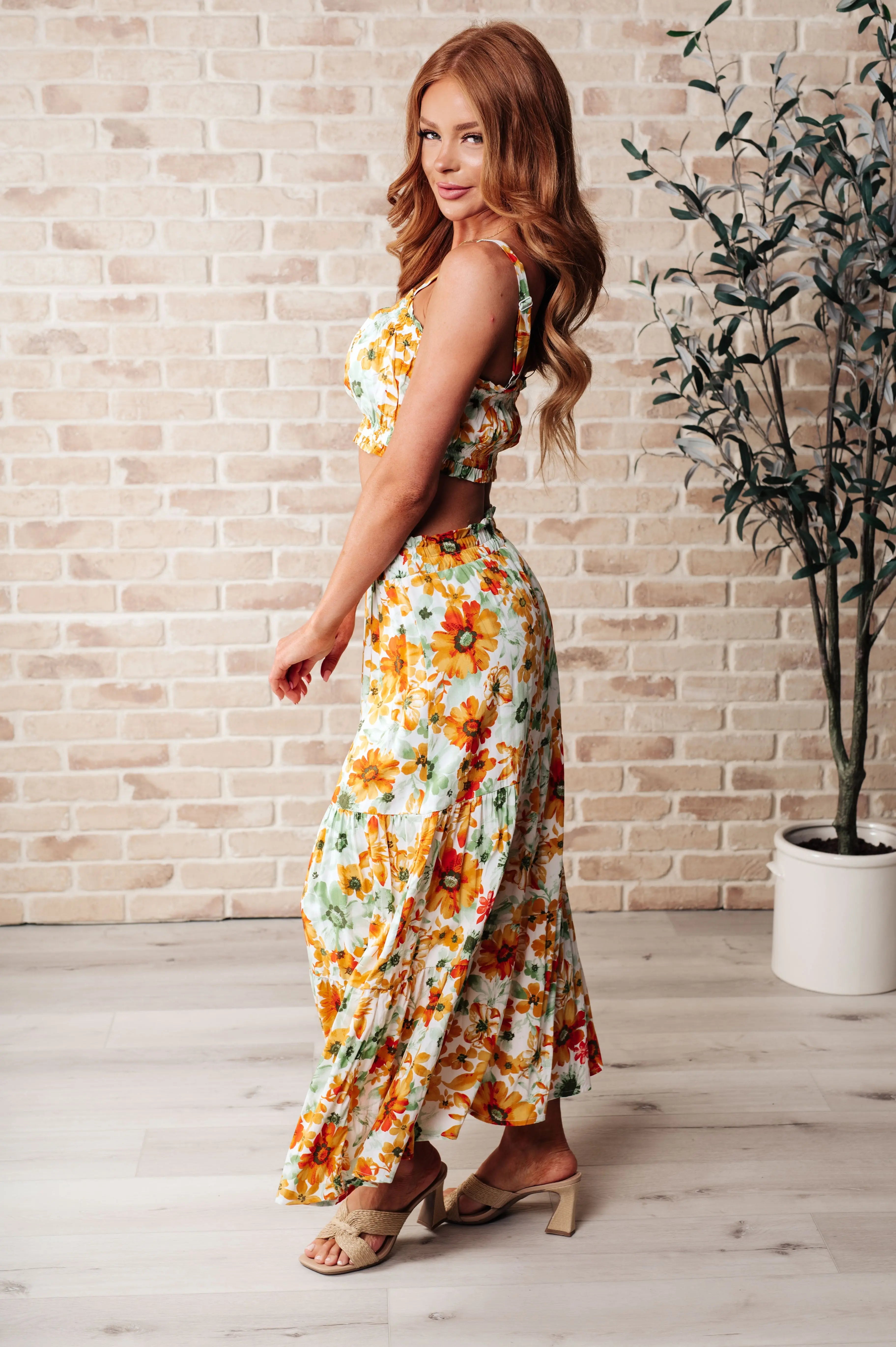Stylish Orange Tiered Skirt and Top Set for Girls - Perfect for Birthday Parties, School Events & Family Photos