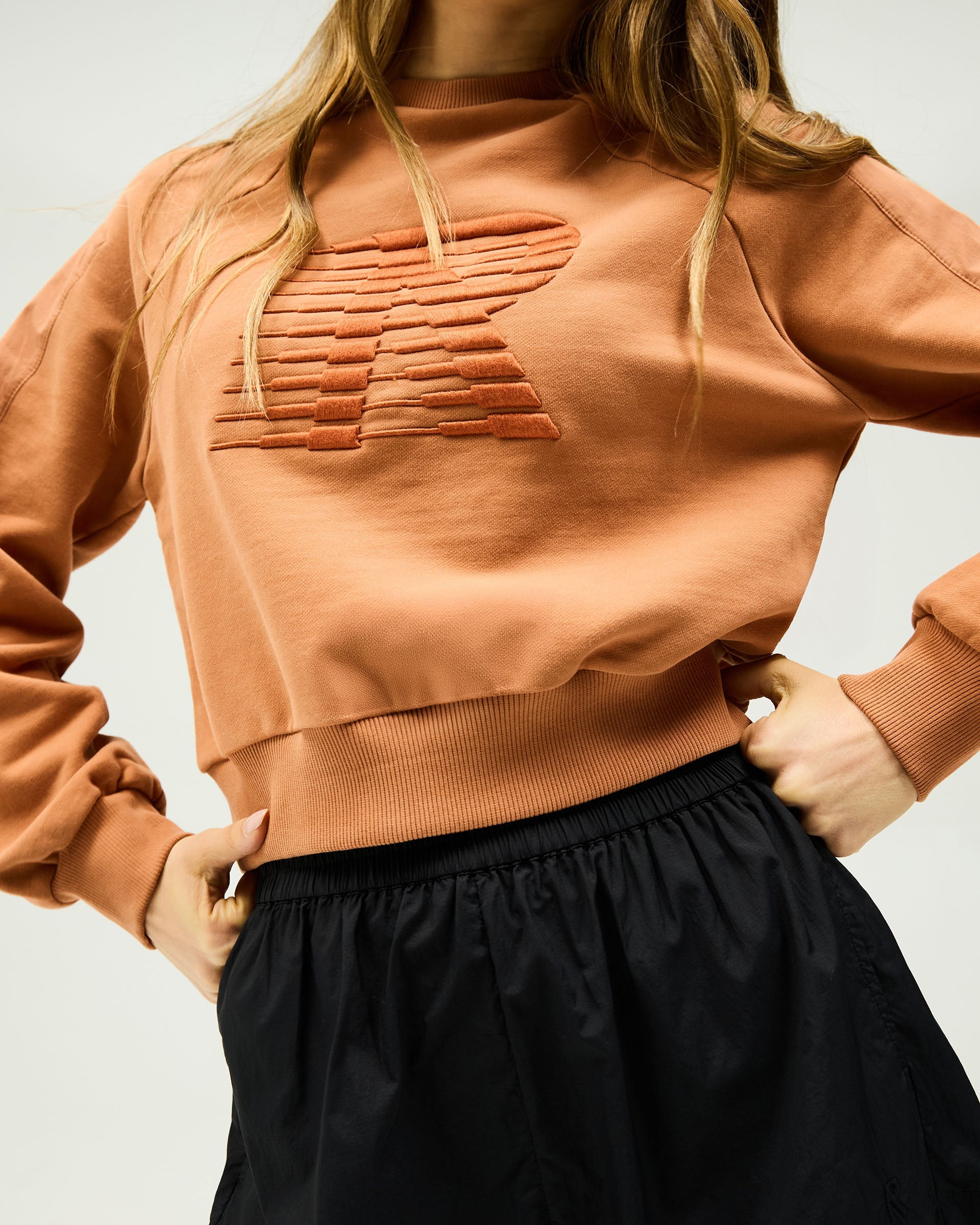 Reverse Long Sleeve Top Sienna - Women's Fashion Basic Tee for Layering & Casual Outfits | Perfect for Work, Date Night & Everyday Wear