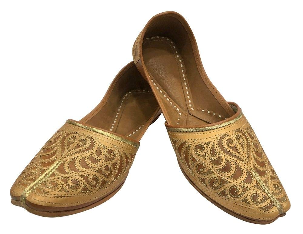 **Handmade Punjabi Jutti for Men - Traditional Sherwani Wedding Shoes | Ethnic Mojari Jutti for Indian Ceremonies & Festive Occasions**