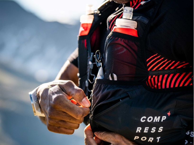 COMPRESSPORT Unisex UltRun S Pack Evo 10 Hydration Running Vest - Lightweight & Breathable for Trail Running, Hiking & Outdoor Adventures (Black)