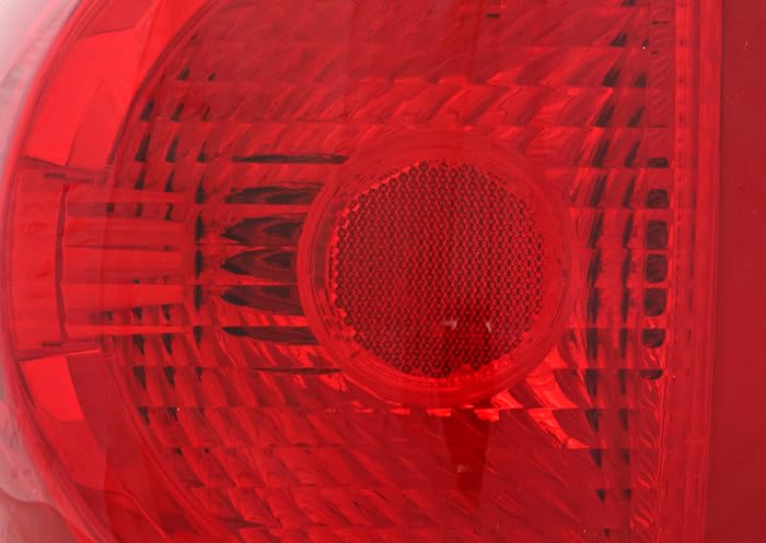 Toyota Tundra Tail Lights Replacement Set - Driver & Passenger Side (2007-2009 Models) | Durable LED Brake Lights for Improved Night Visibility & Safety