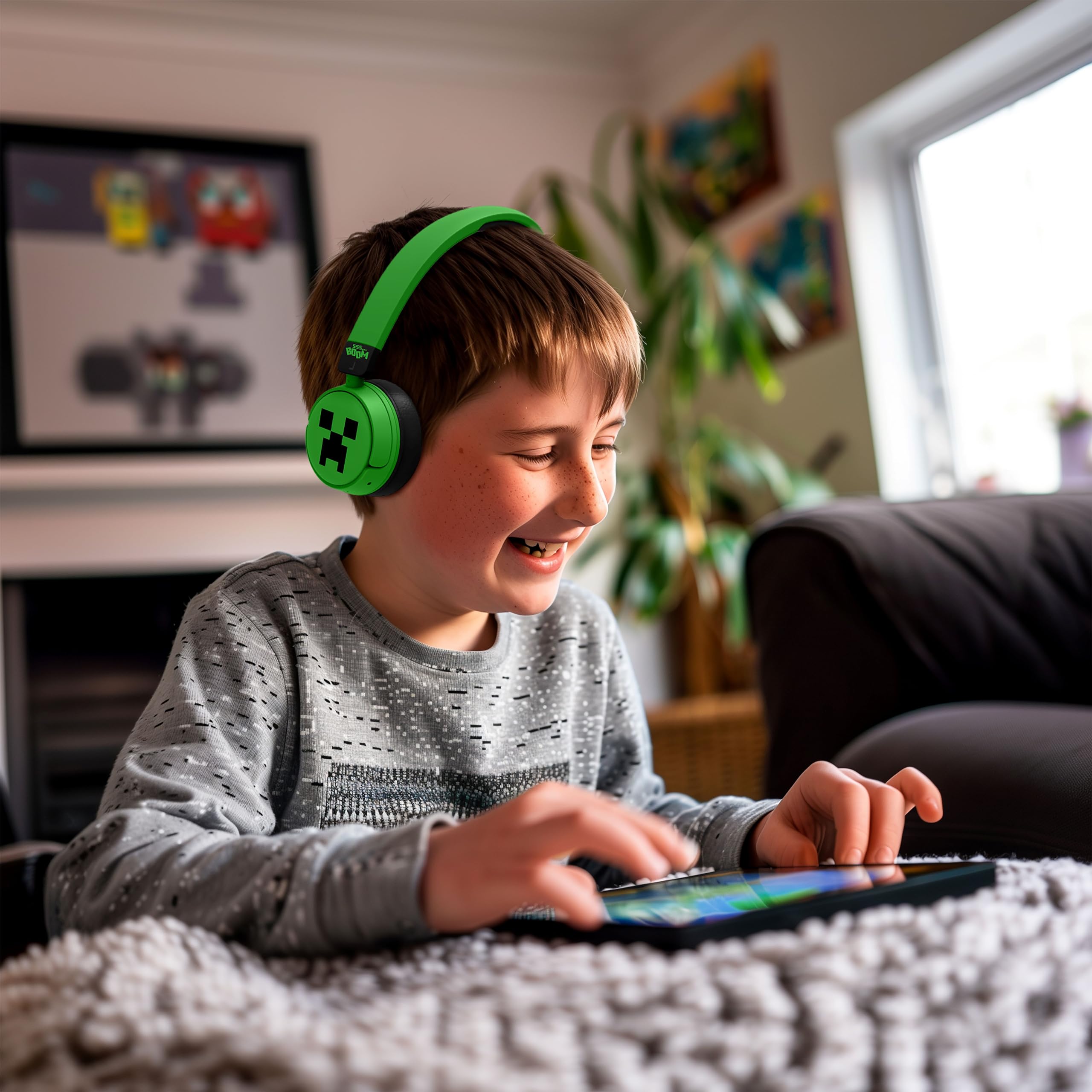 OTL - Minecraft Creeper Wireless Gaming Headset for Kids with Microphone - Perfect for Gaming, Online Classes & Virtual Learning