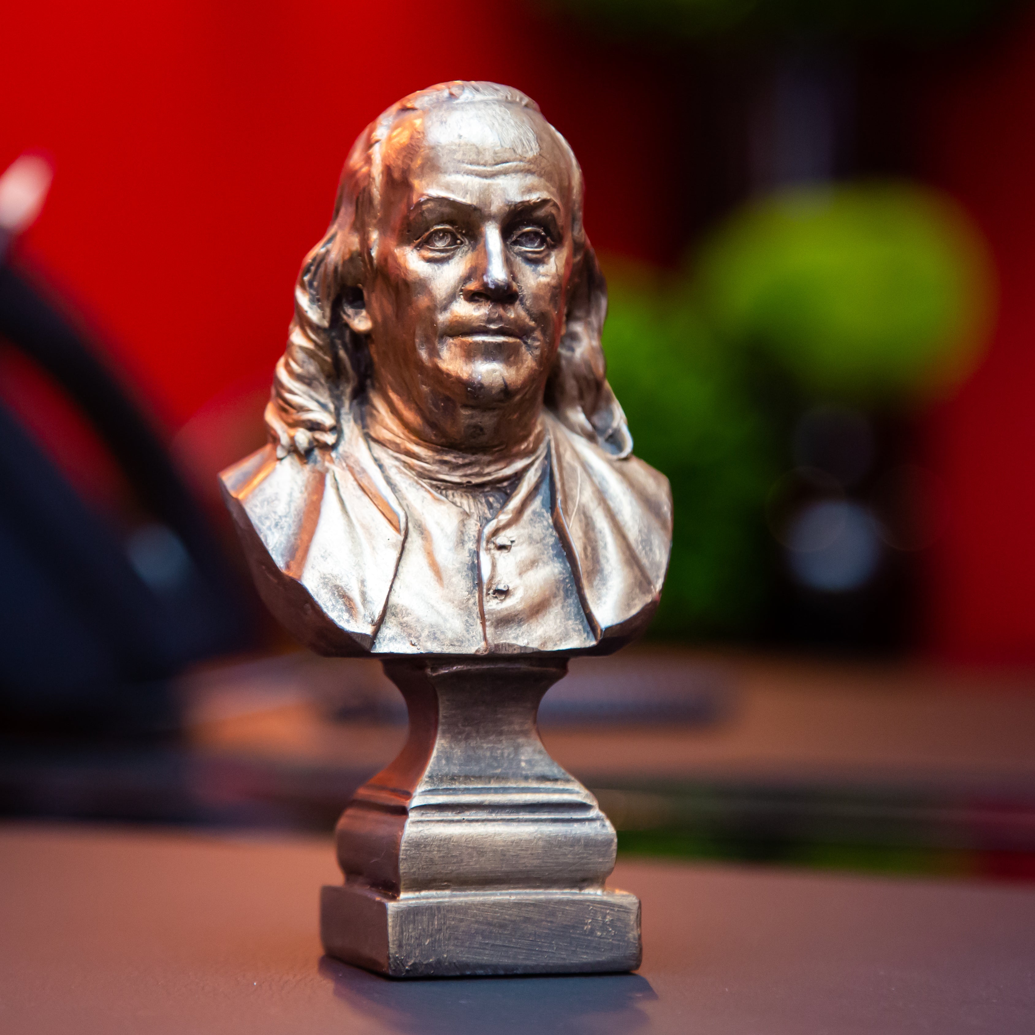 Benjamin Franklin 6 Inch Bust Statue - Historical American Figure Collectible for Home Office Decor, Bookshelf Display & Gift Idea