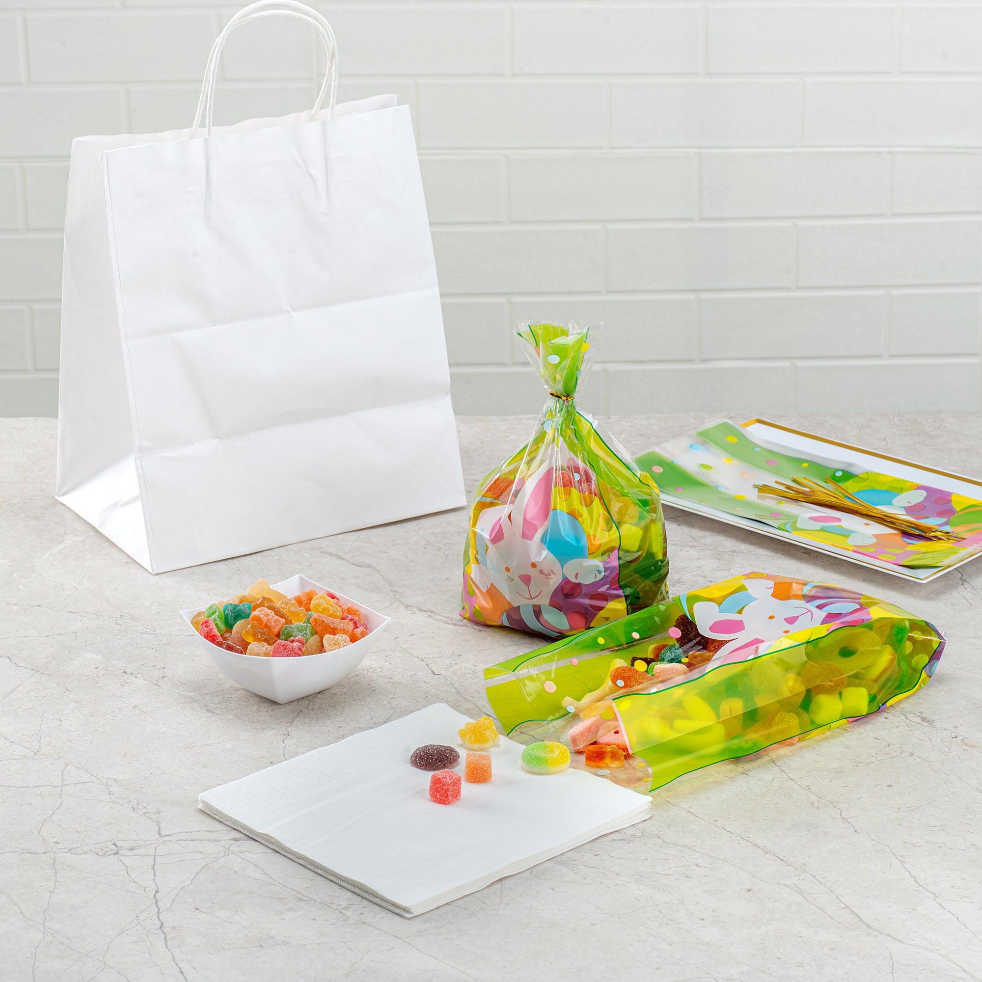 Easter Bunny Plastic Candy Bags - 5 x 3 x 11 Inches Gusseted Stand-Up Pouches (4000 Count Bulk Box) - Perfect for Easter Treats, Party Favors & Holiday Candy Packaging