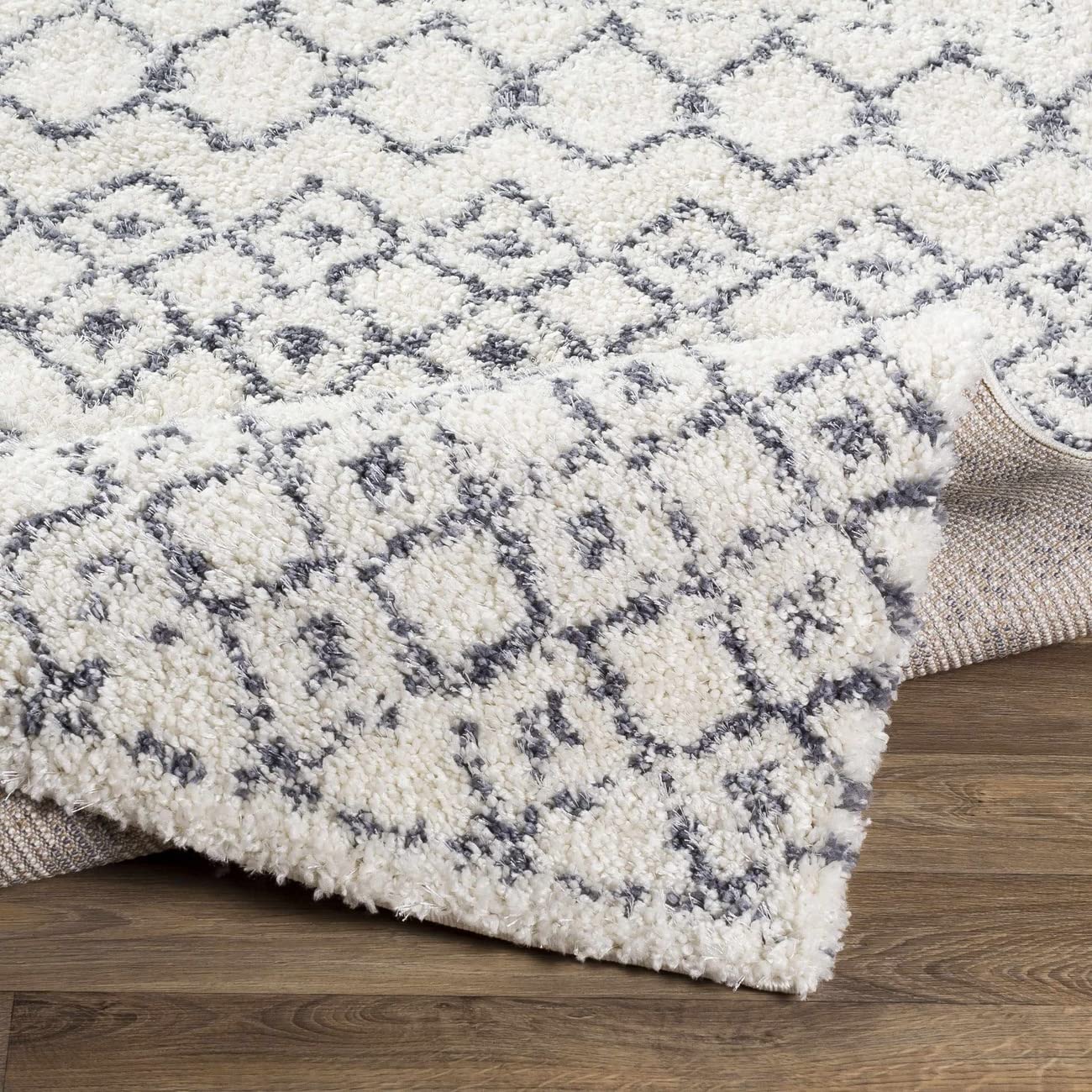 Mark&Day 6x9 Occitanie Global Shag Area Rug - Soft Plush White Carpet for Living Room, Bedroom, Kitchen (6'7