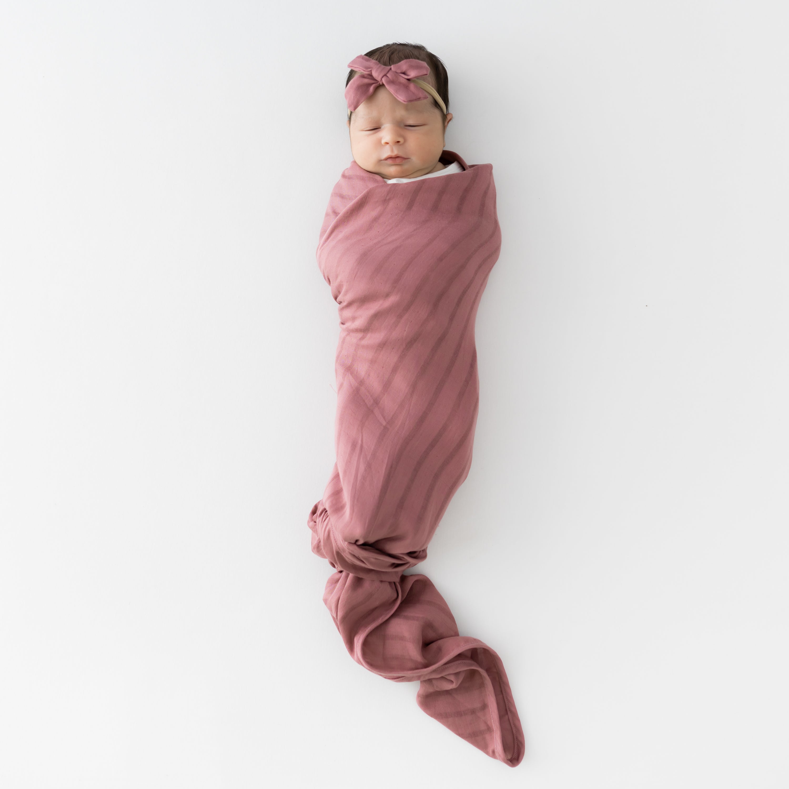 Soft Bamboo Muslin Swaddle Blanket - Dusty Rose Baby Wrap for Newborns | Breathable & Gentle for Nursery, Swaddling, Stroller & Photo Shoots