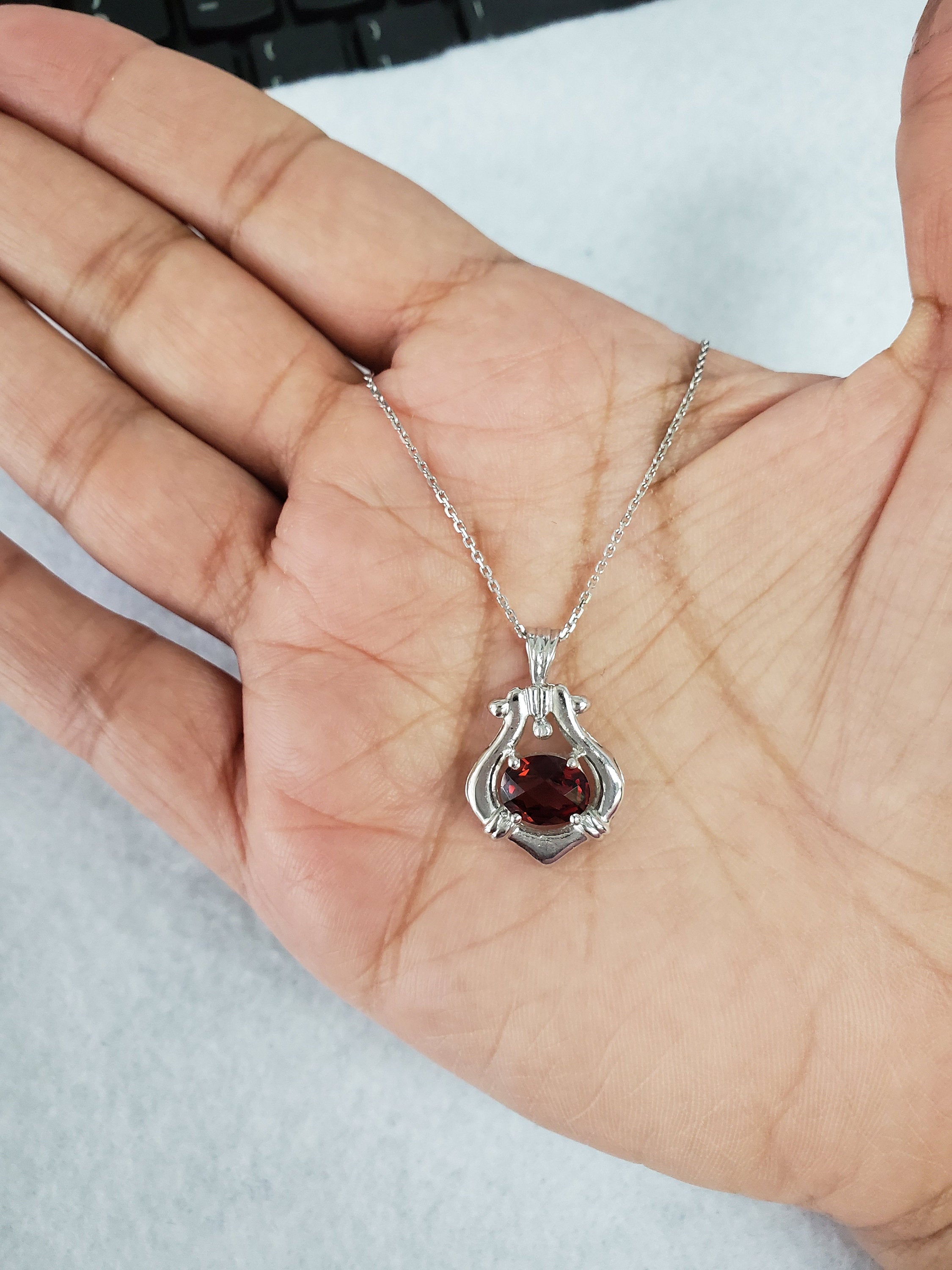 Vintage Style Oval Garnet Pendant Necklace - 14k White Gold Jewelry for Women, Gift for Her, Anniversary, Birthday, Valentine's Day