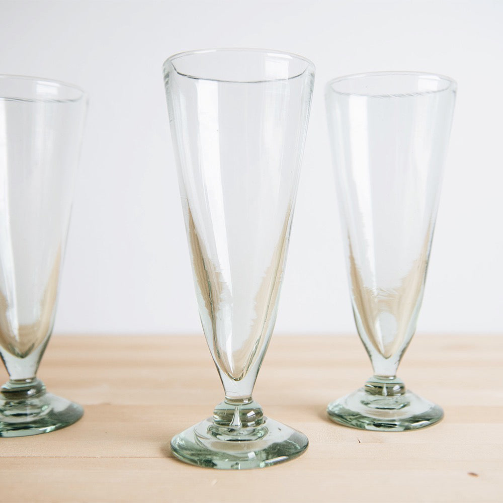 Premium Tapered Everyday Glass Set - Elegant Drinking Glasses for Water, Juice & Cocktails - Perfect for Home, Bar, Restaurant & Party Use
